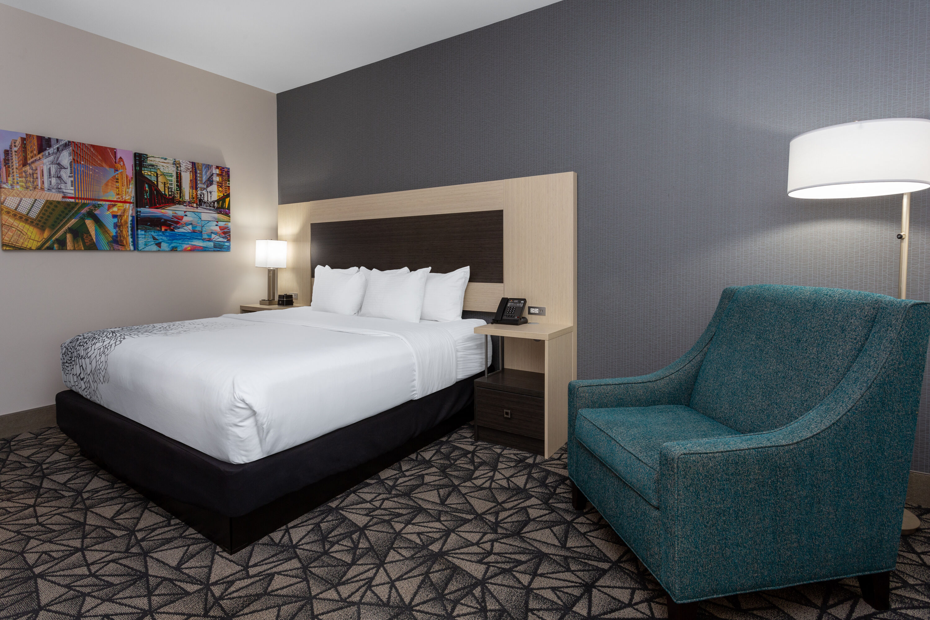 Guest room at the La Quinta Inn & Suites by Wyndham Shorewood in Shorewood, Illinois