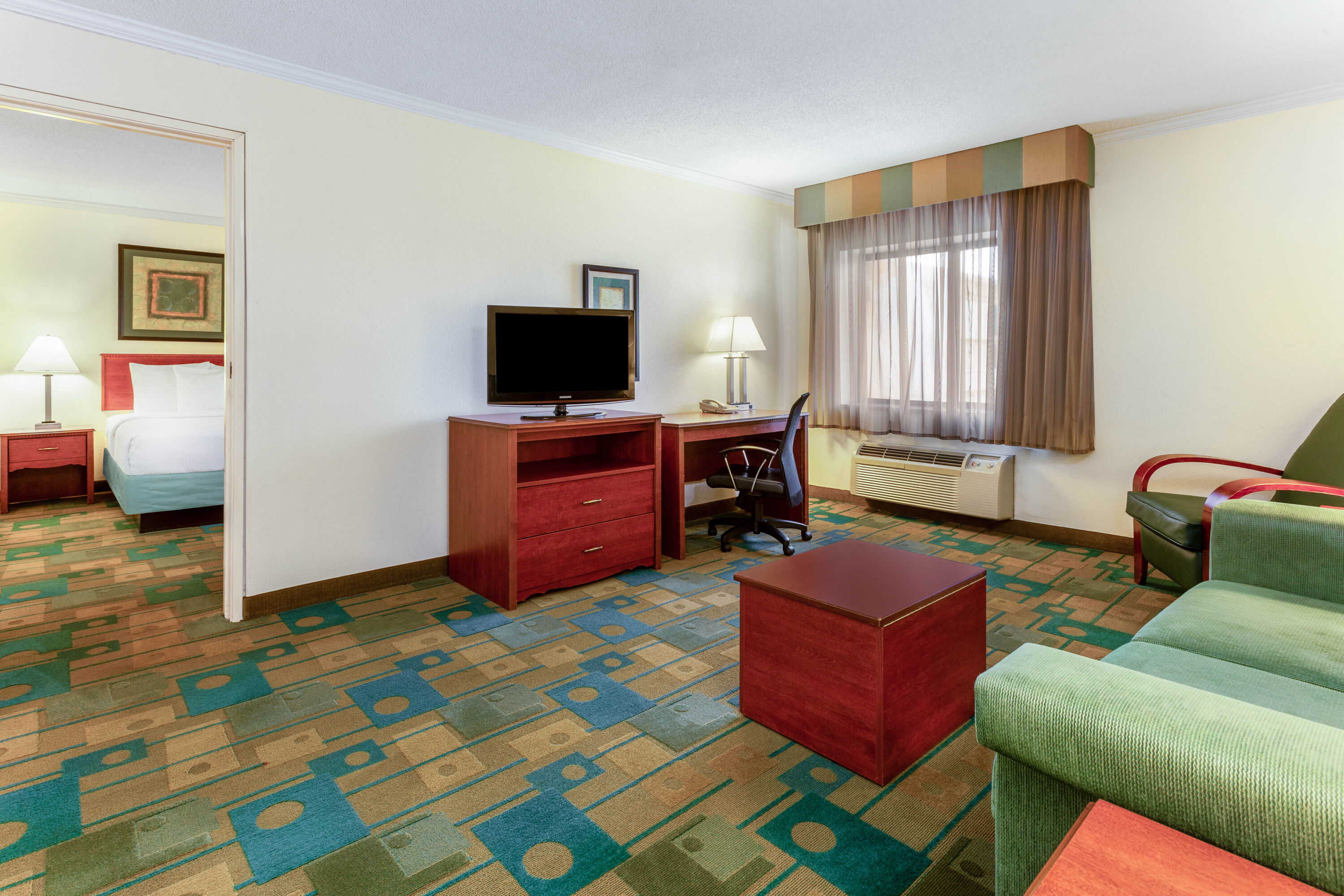 Guest room at the La Quinta Inn by Wyndham Chicago Willowbrook in Willowbrook, Illinois