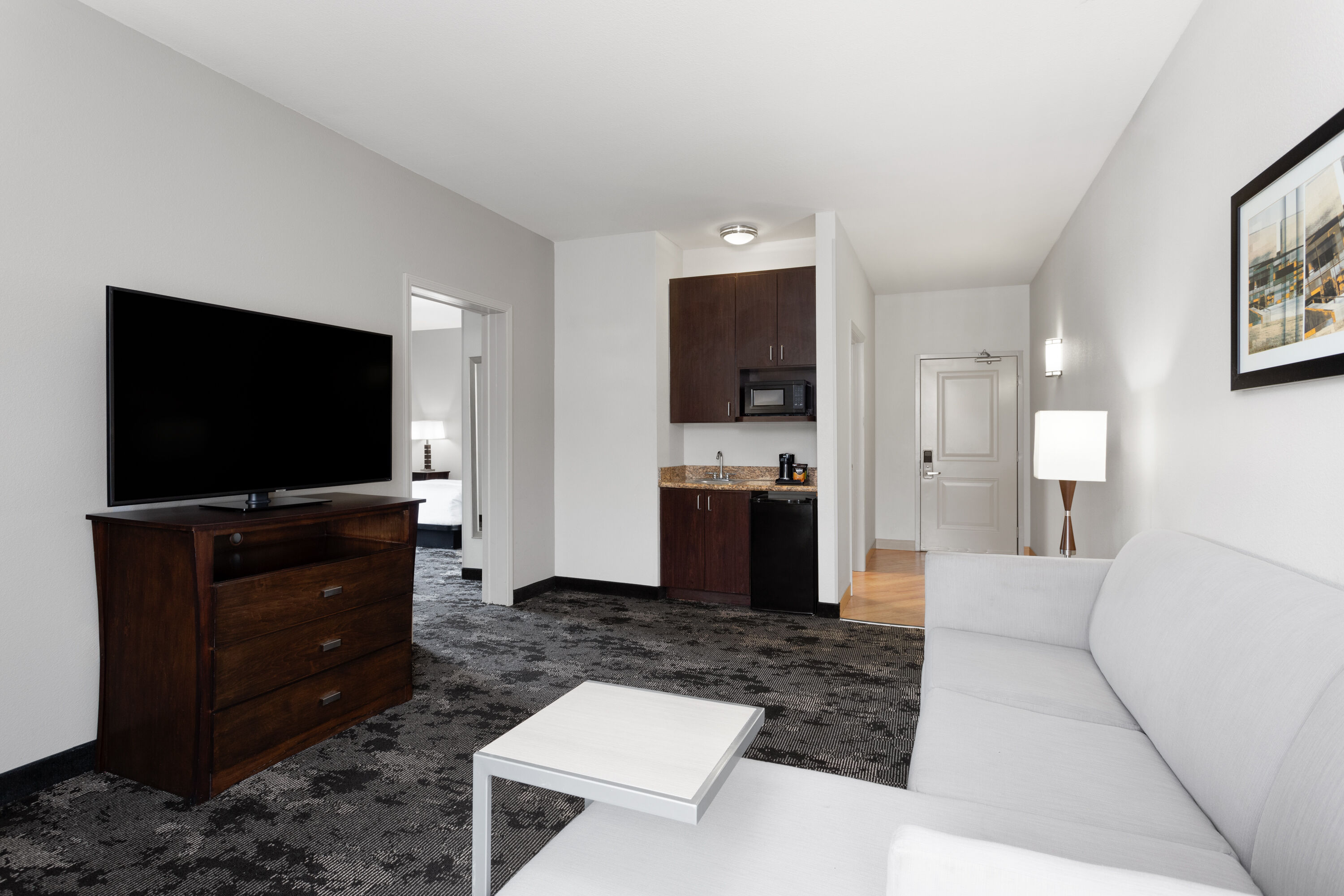 La Quinta Inn & Suites by Wyndham Columbus - Edinburgh suite in Columbus, Indiana