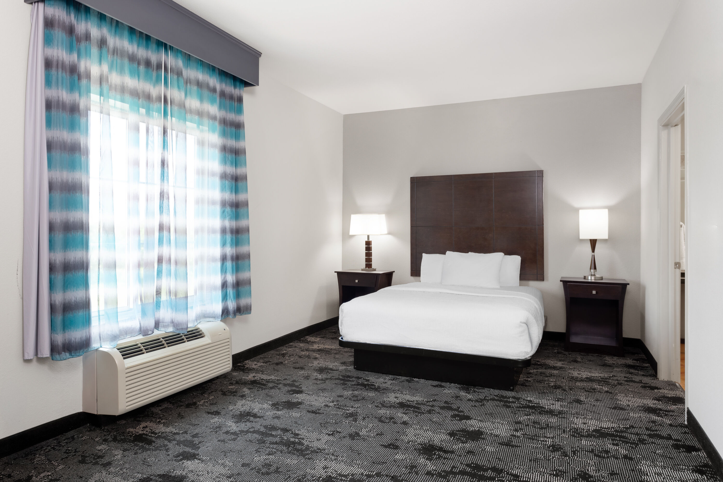 La Quinta Inn & Suites by Wyndham Columbus - Edinburgh suite in Columbus, Indiana