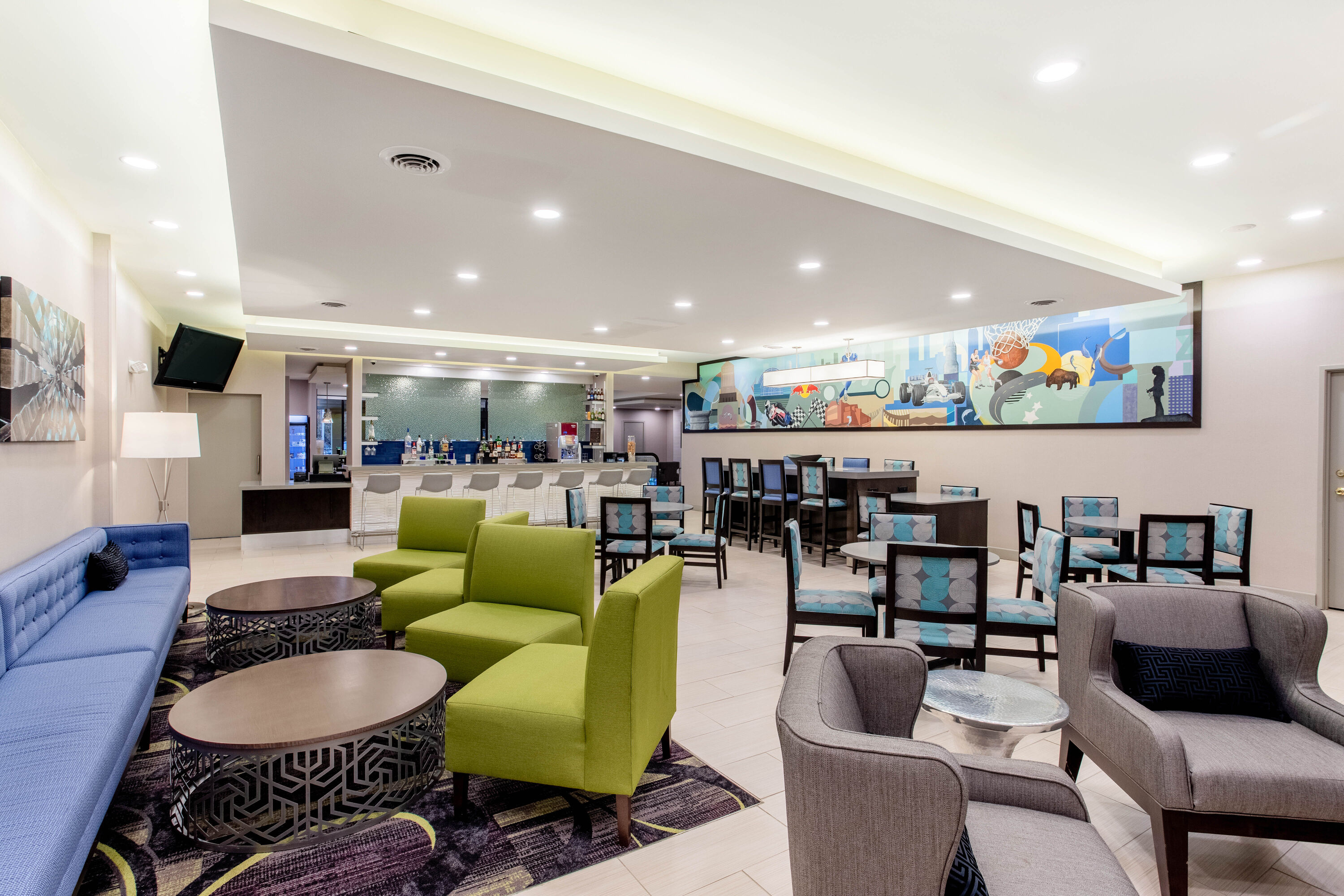 Bar at La Quinta Inn & Suites by Wyndham Indianapolis South in Indianapolis, Indiana