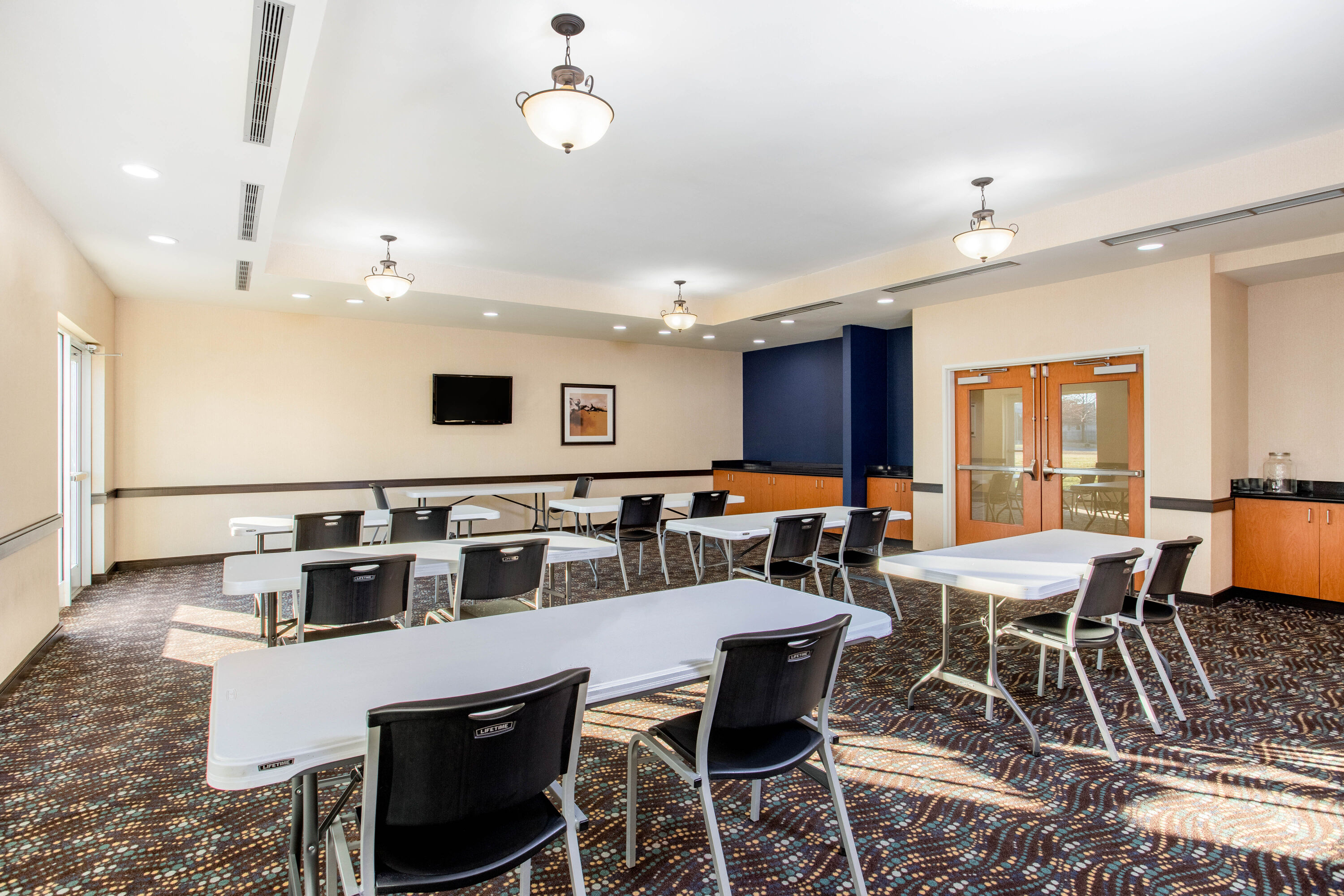 Meeting room at La Quinta by Wyndham Indianapolis Airport Plainfield in Plainfield, Indiana