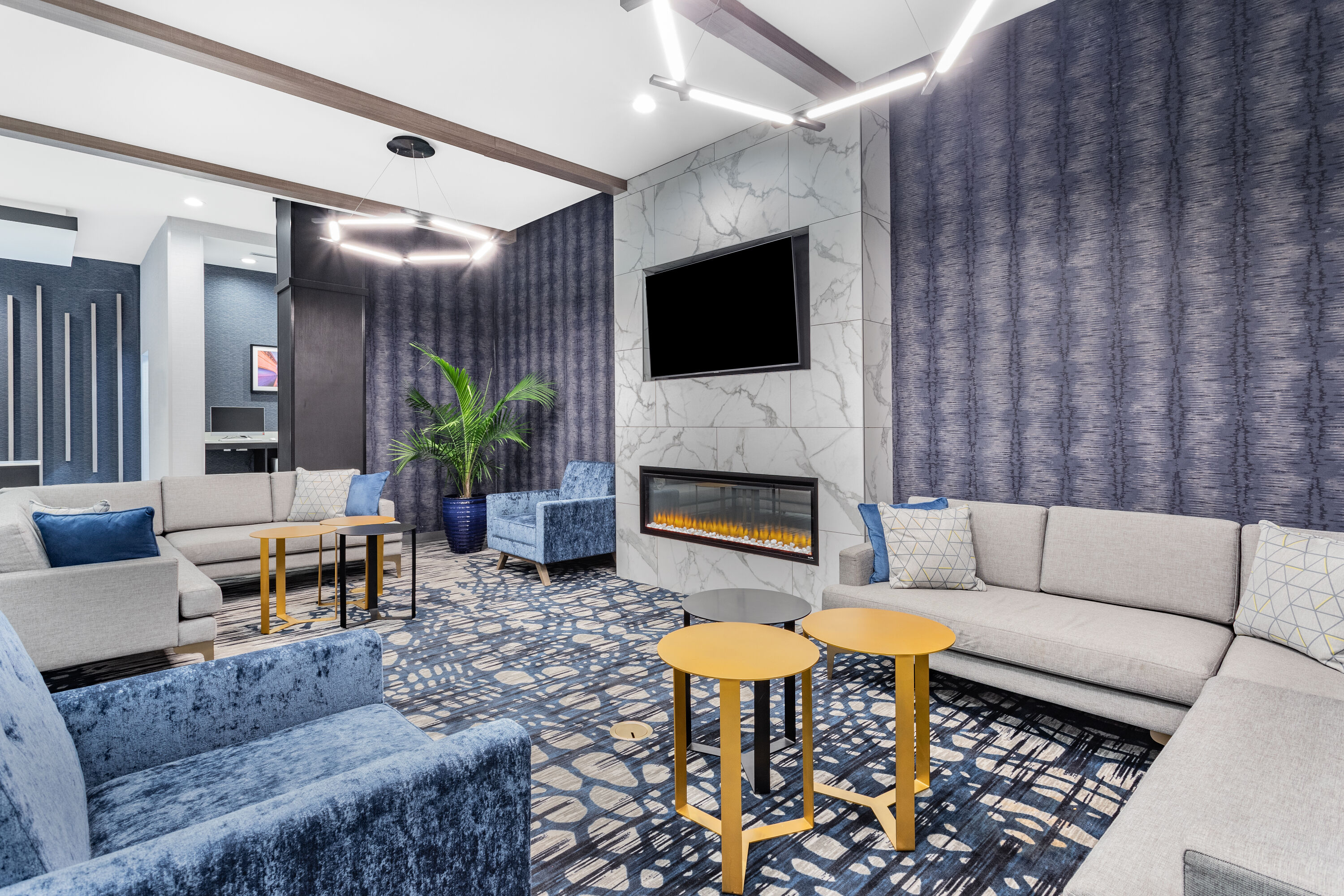 LaQuinta Suites by Wyndham South Bend Notre Dame Area lobby feature in South Bend, Indiana