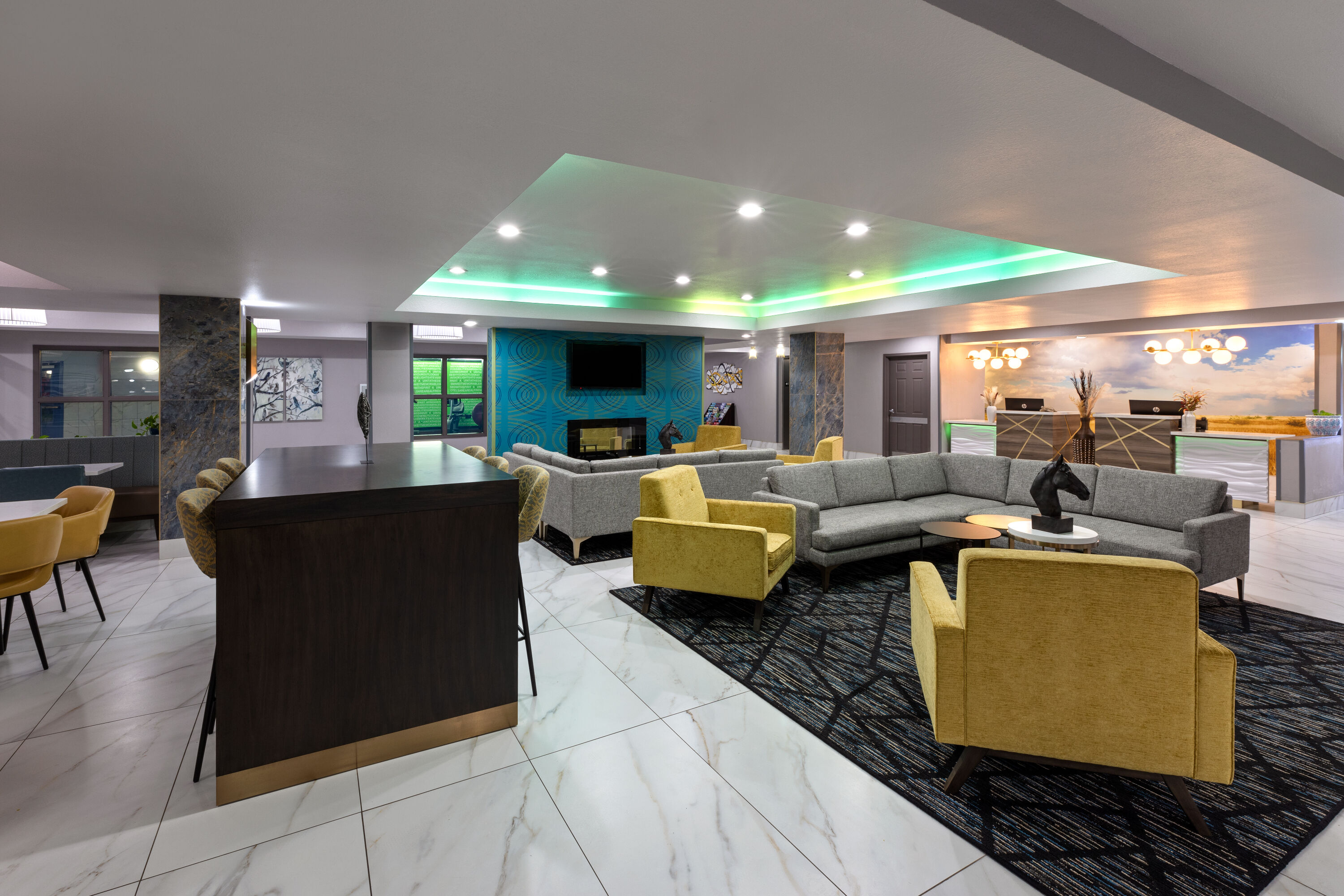 Meeting room at La Quinta Inn & Suites by Wyndham Olathe in Olathe, Kansas