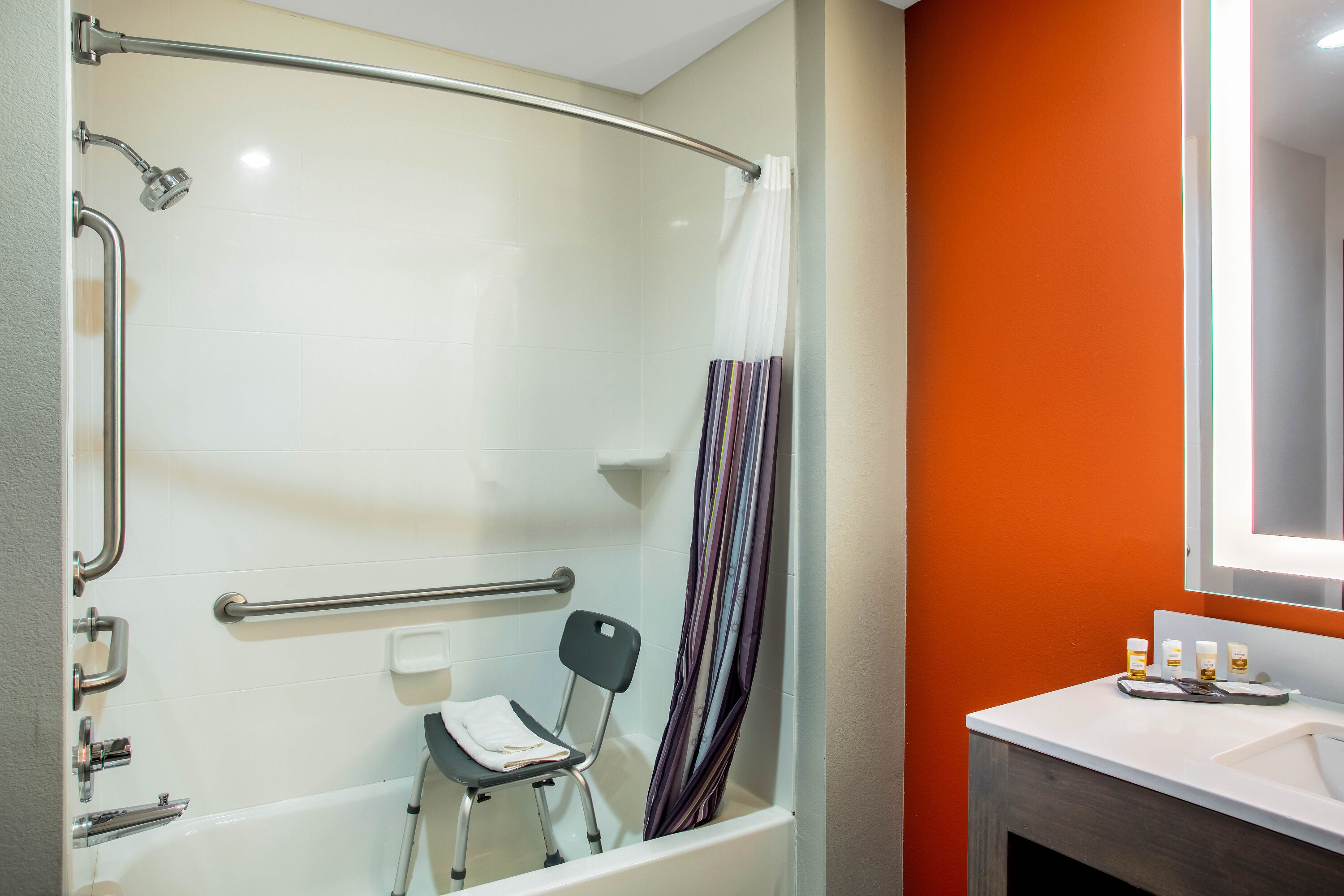 Quinta Inn Suites Wyndham Pittsburg Pittsburg  Hotels