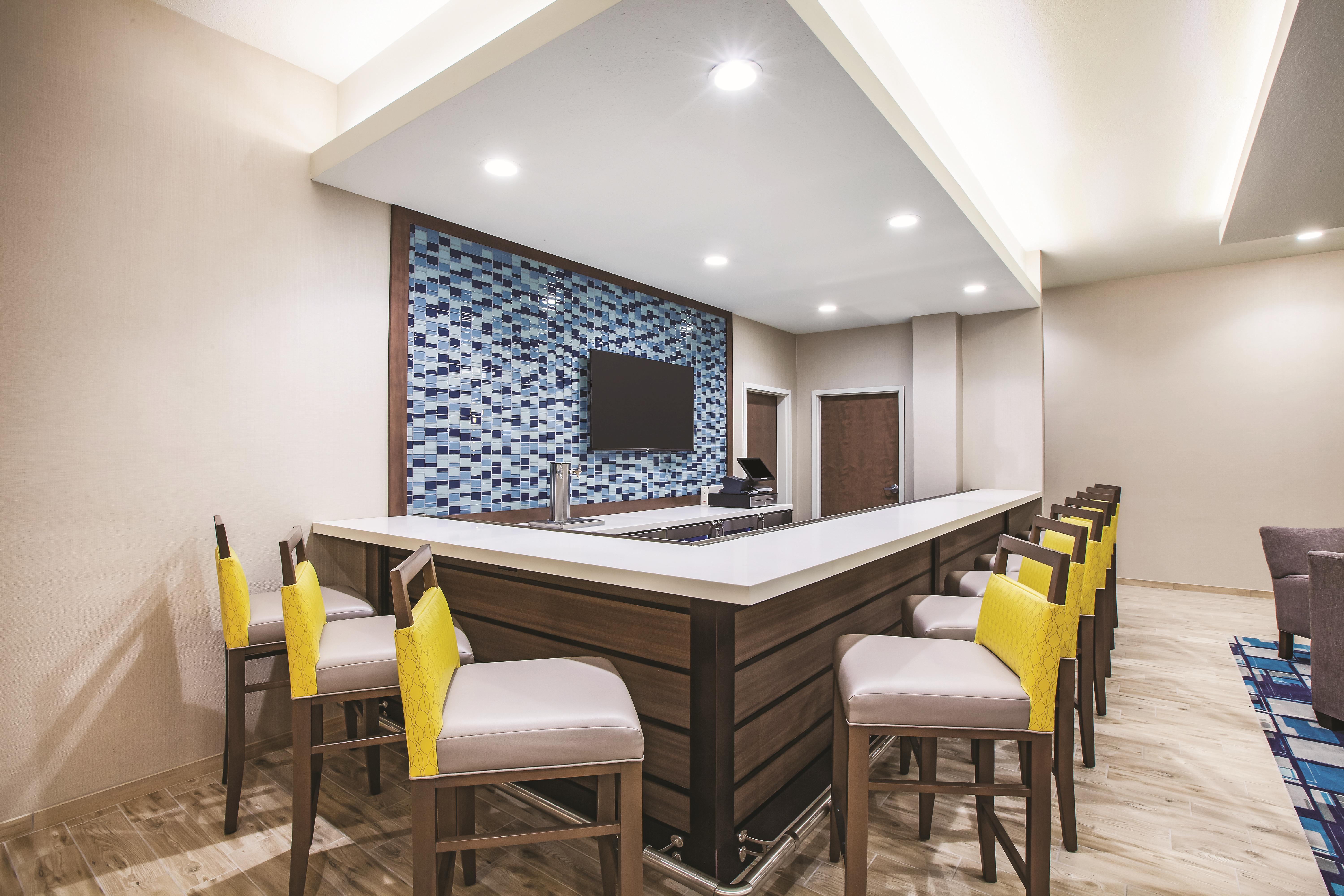 Bar at La Quinta Inn & Suites by Wyndham Wichita Northeast in Wichita, Kansas
