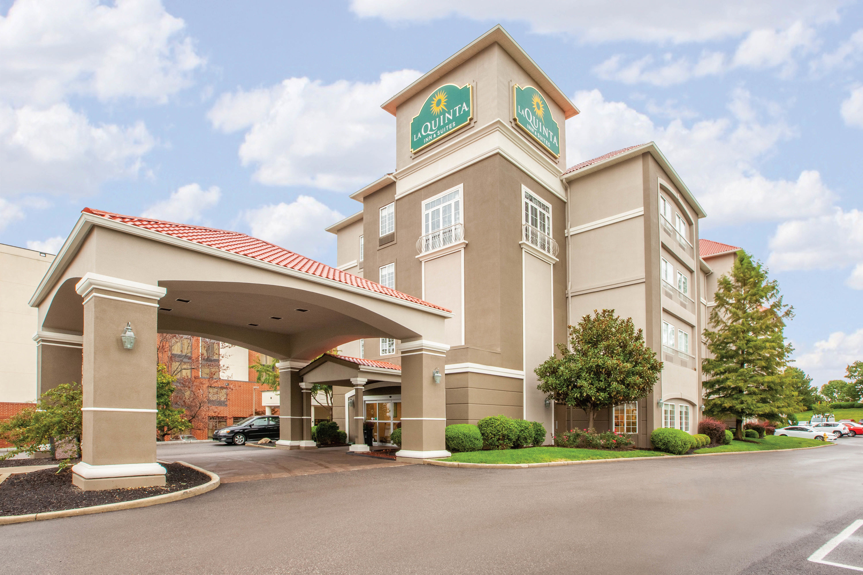La Quinta Inn Suites By Wyndham Cincinnati Airpt Florence