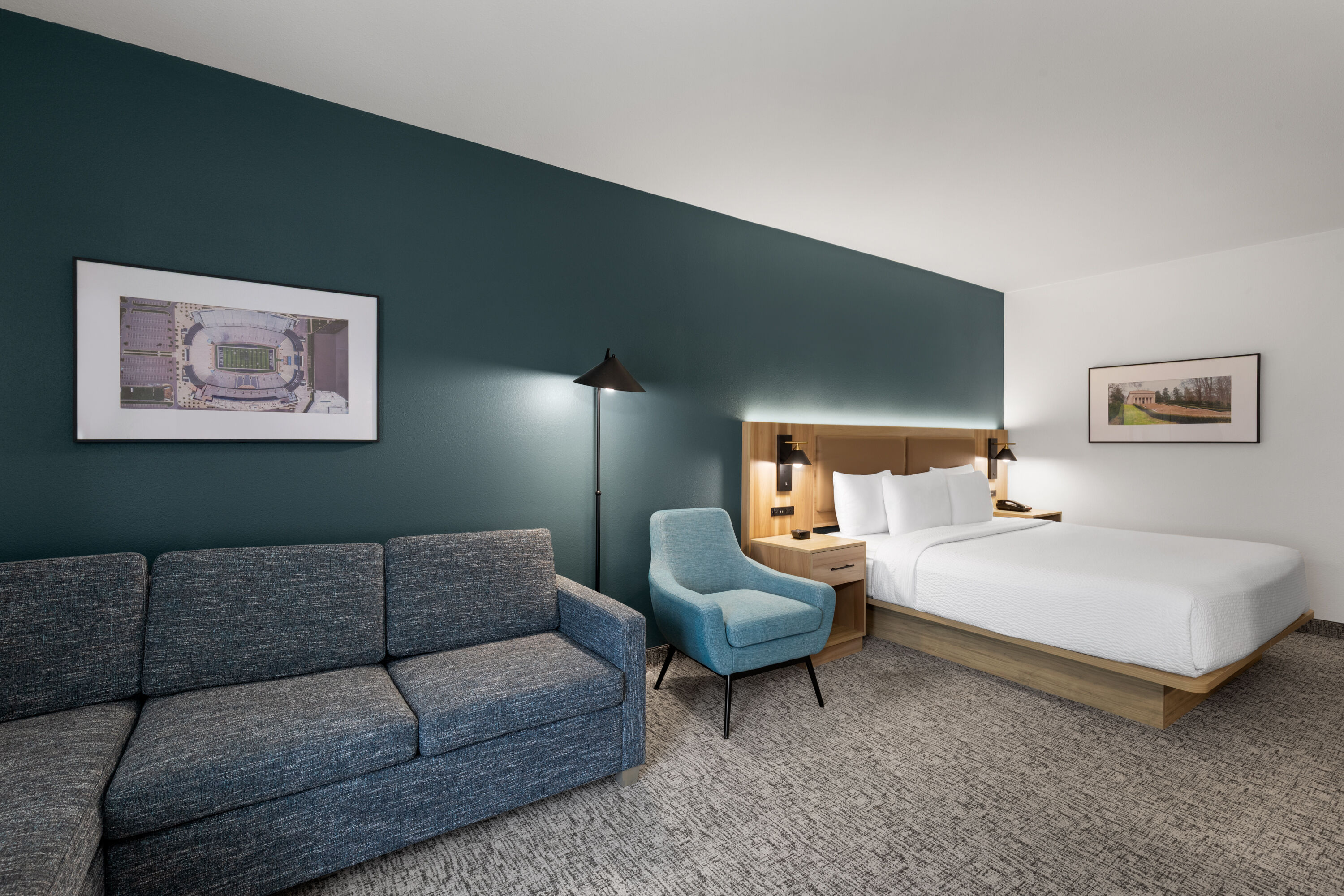 Guest room at the La Quinta Inn & Suites by Wyndham Lexington South / Hamburg in Lexington, Kentucky