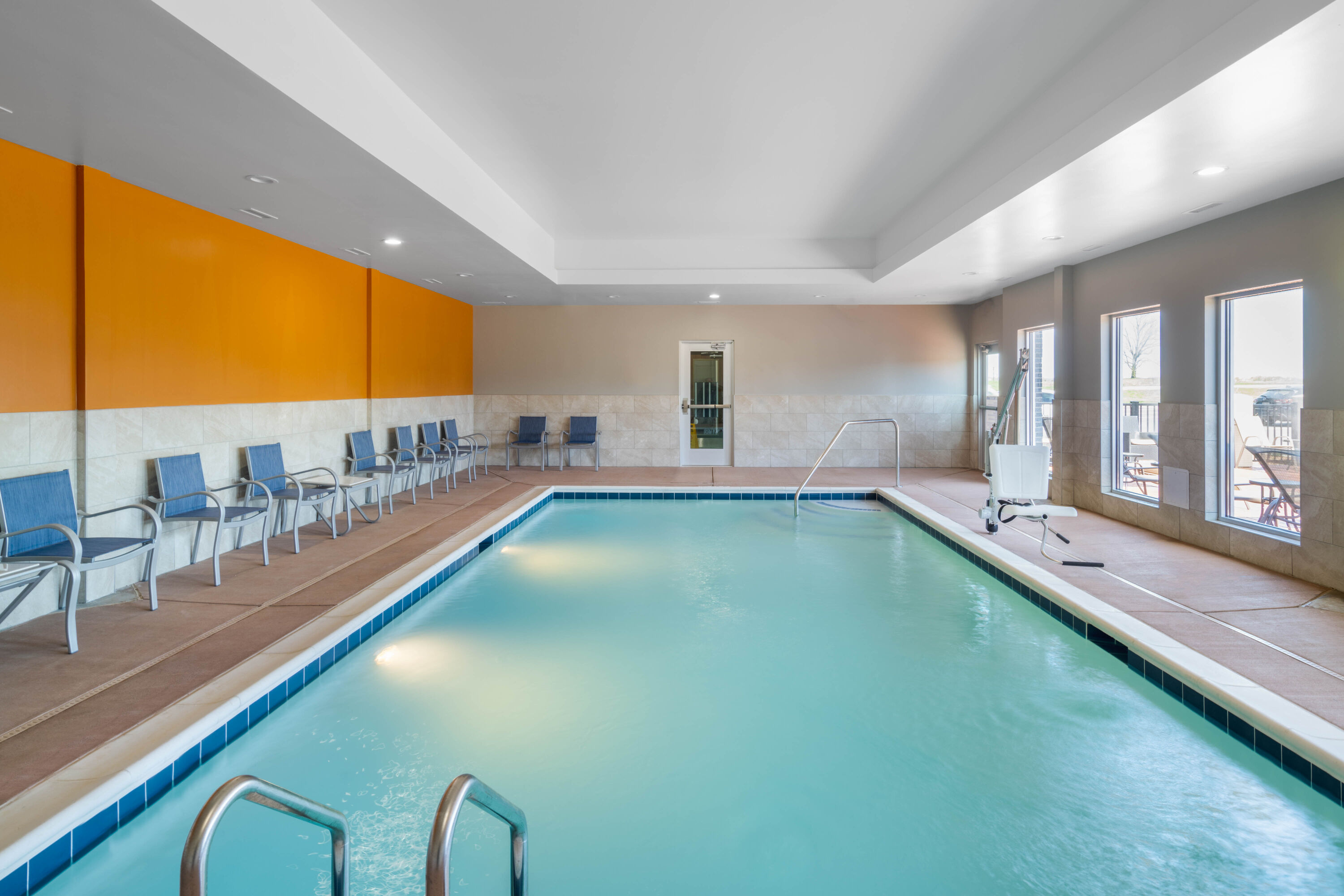 Pool at the La Quinta Inn & Suites by Wyndham Louisville NE/Old Henry Rd in Louisville, Kentucky