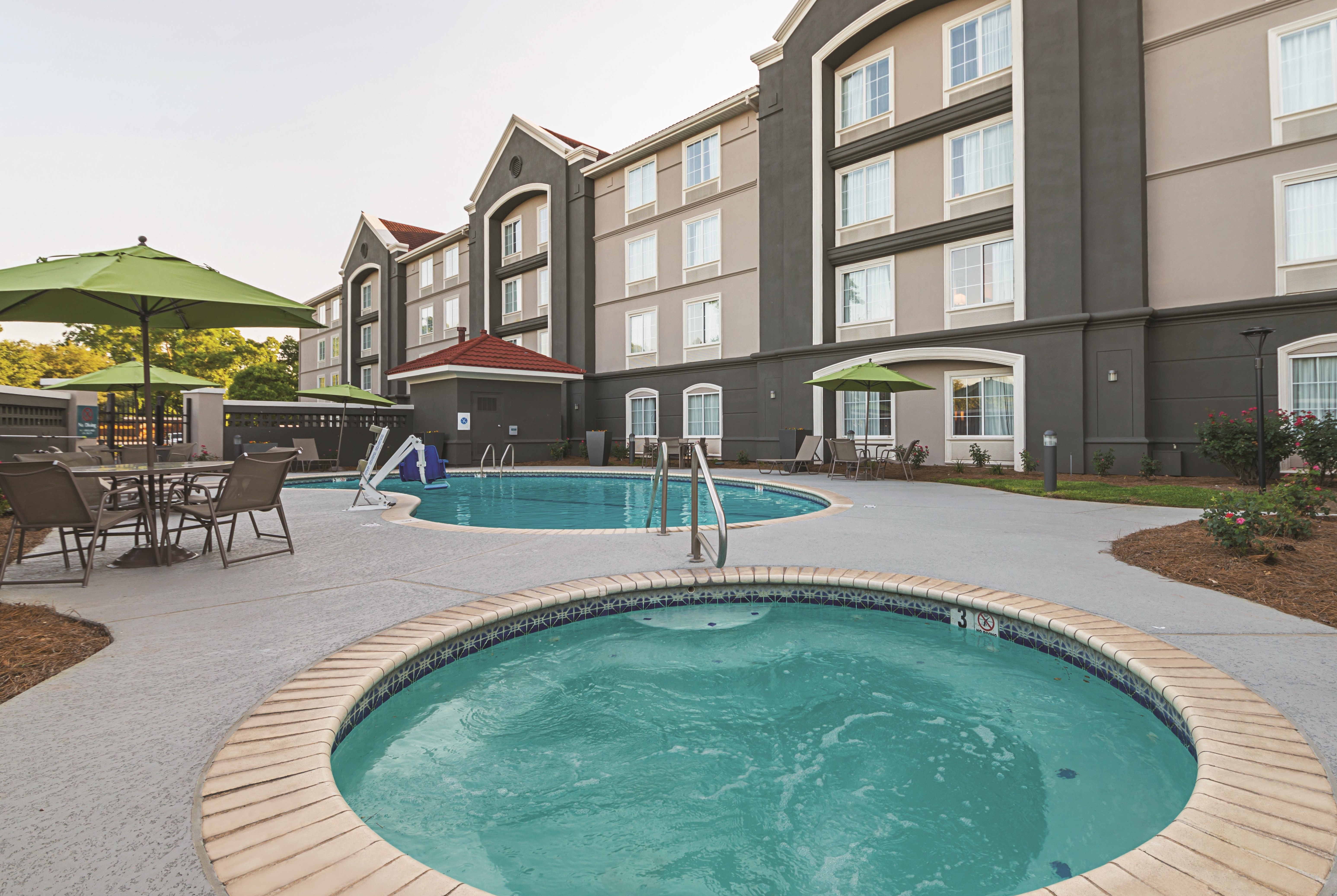 Pool at the La Quinta Inn & Suites by Wyndham Alexandria Airport in Alexandria, Louisiana