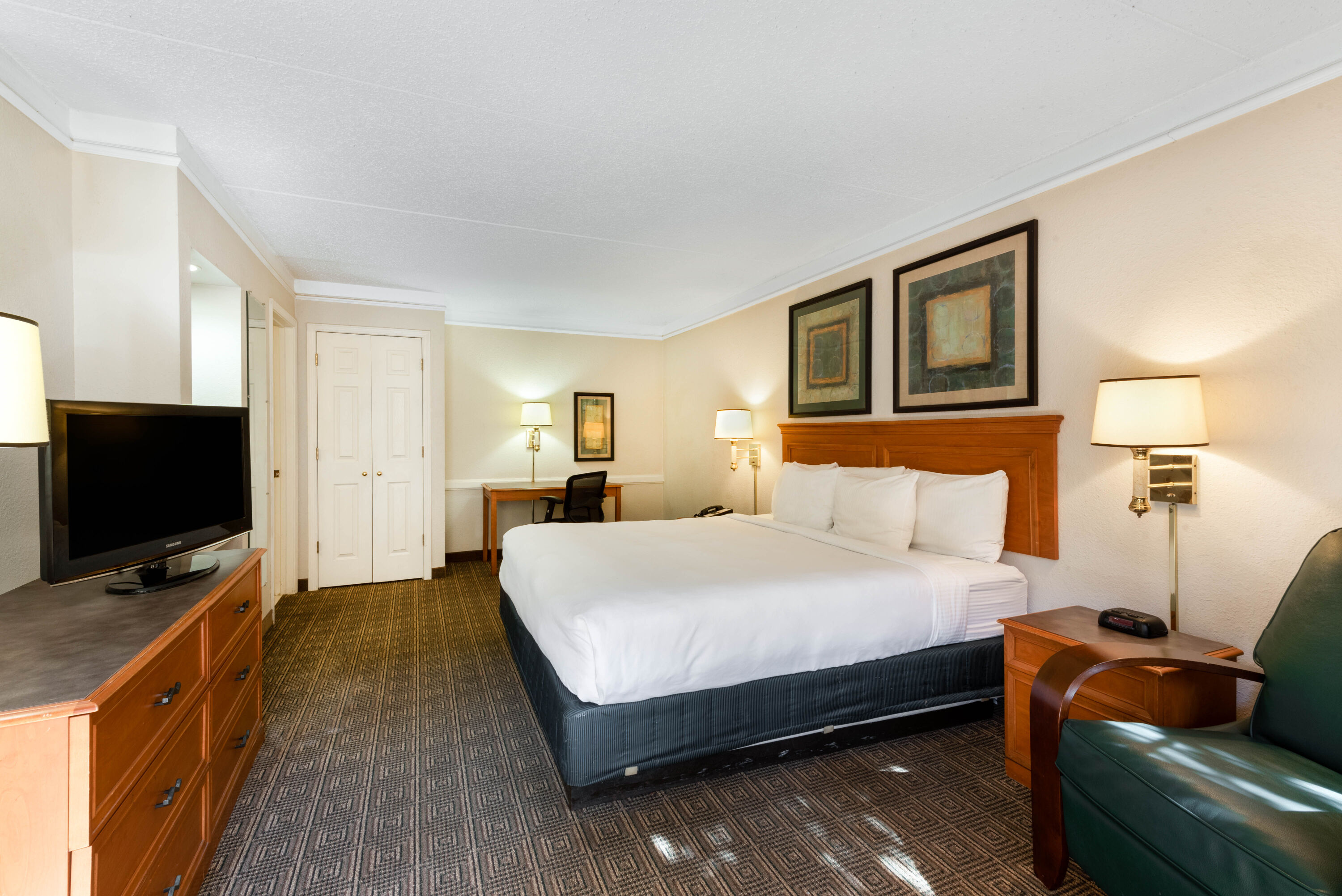 Guest room at the La Quinta Inn by Wyndham Bossier City in Bossier City, Louisiana