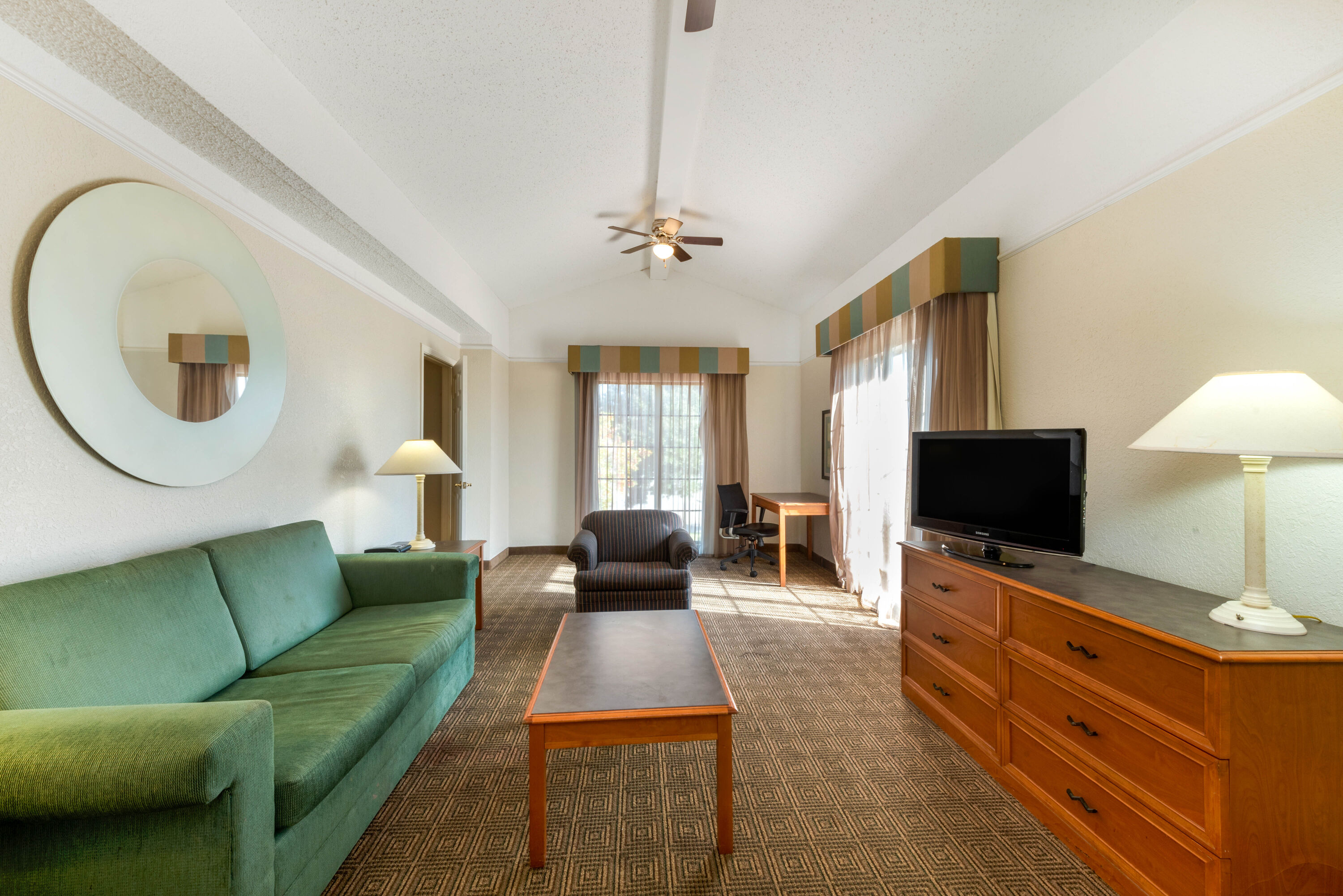 La Quinta Inn by Wyndham Bossier City suite in Bossier City, Louisiana