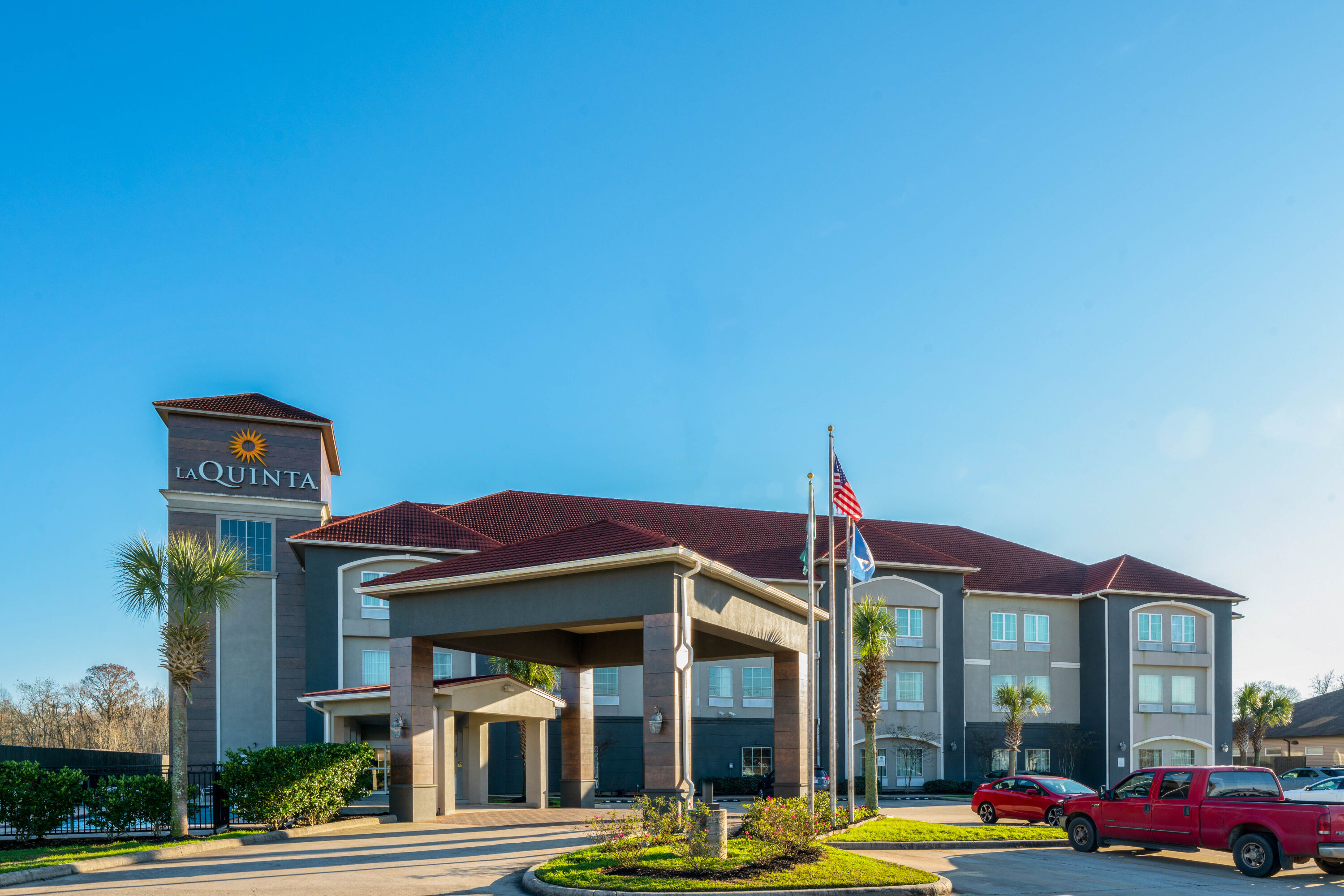 La Quinta Inn & Suites by Wyndham Boutte Boutte, LA Hotels