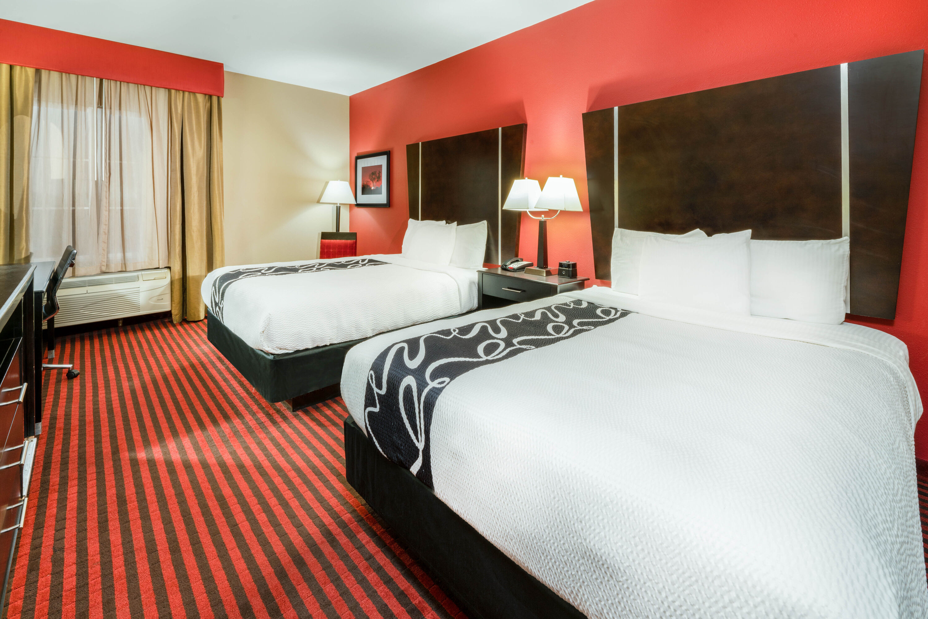 Guest room at the La Quinta Inn & Suites by Wyndham Boutte in Boutte, Louisiana