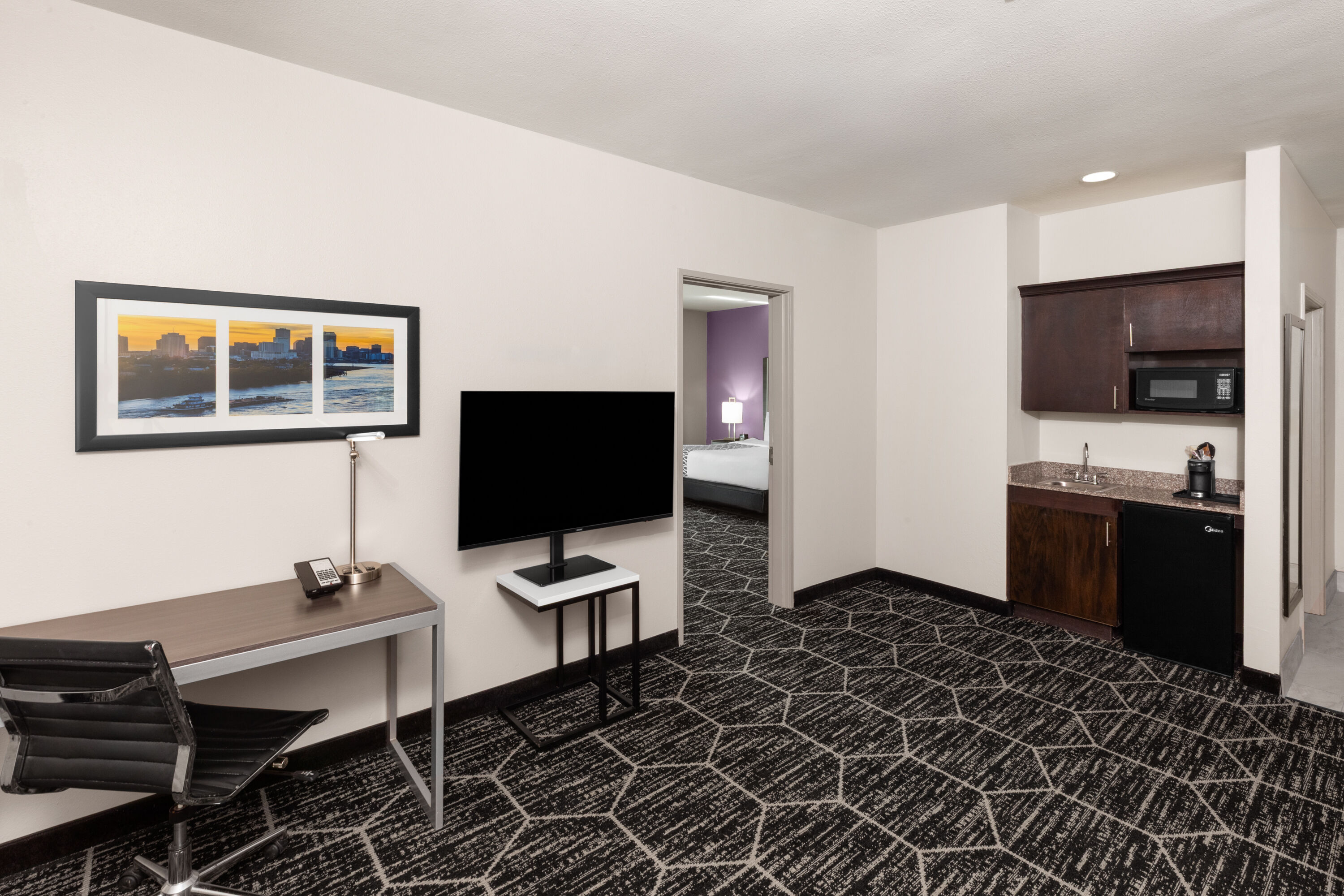 La Quinta Inn & Suites by Wyndham Boutte suite in Boutte, Louisiana