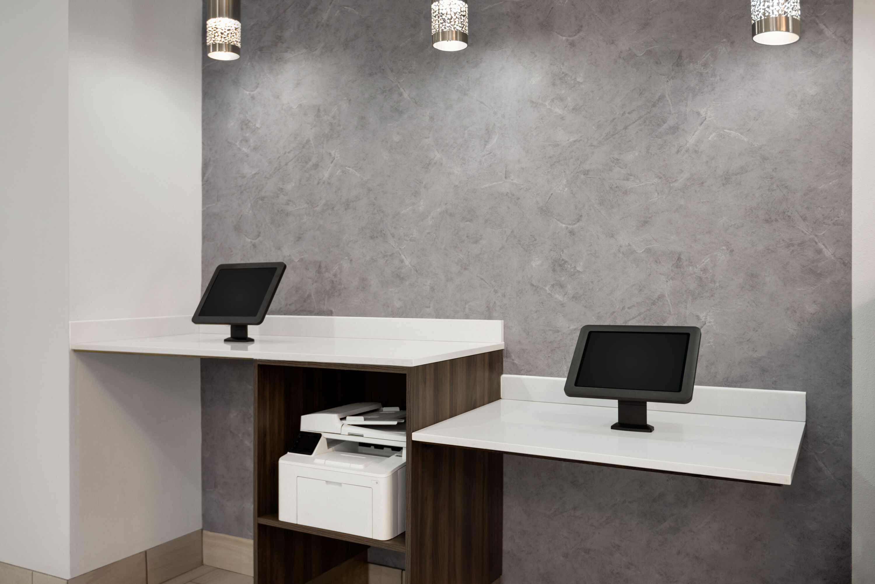 La Quinta Inn & Suites by Wyndham Gonzales LA business center in Gonzales, Louisiana