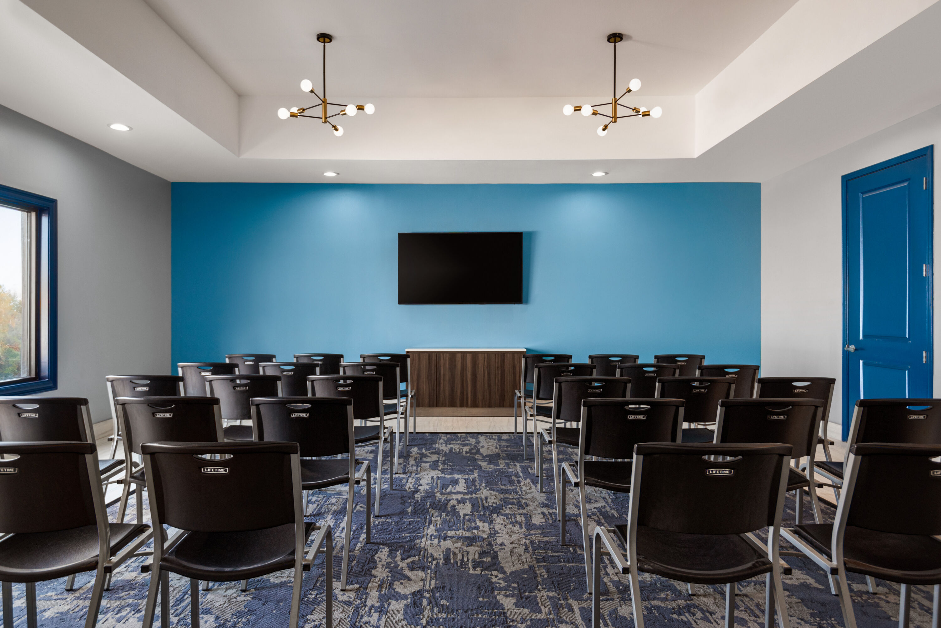 Theatre meeting room at La Quinta Inn & Suites by Wyndham Gonzales LA in Gonzales, Louisiana