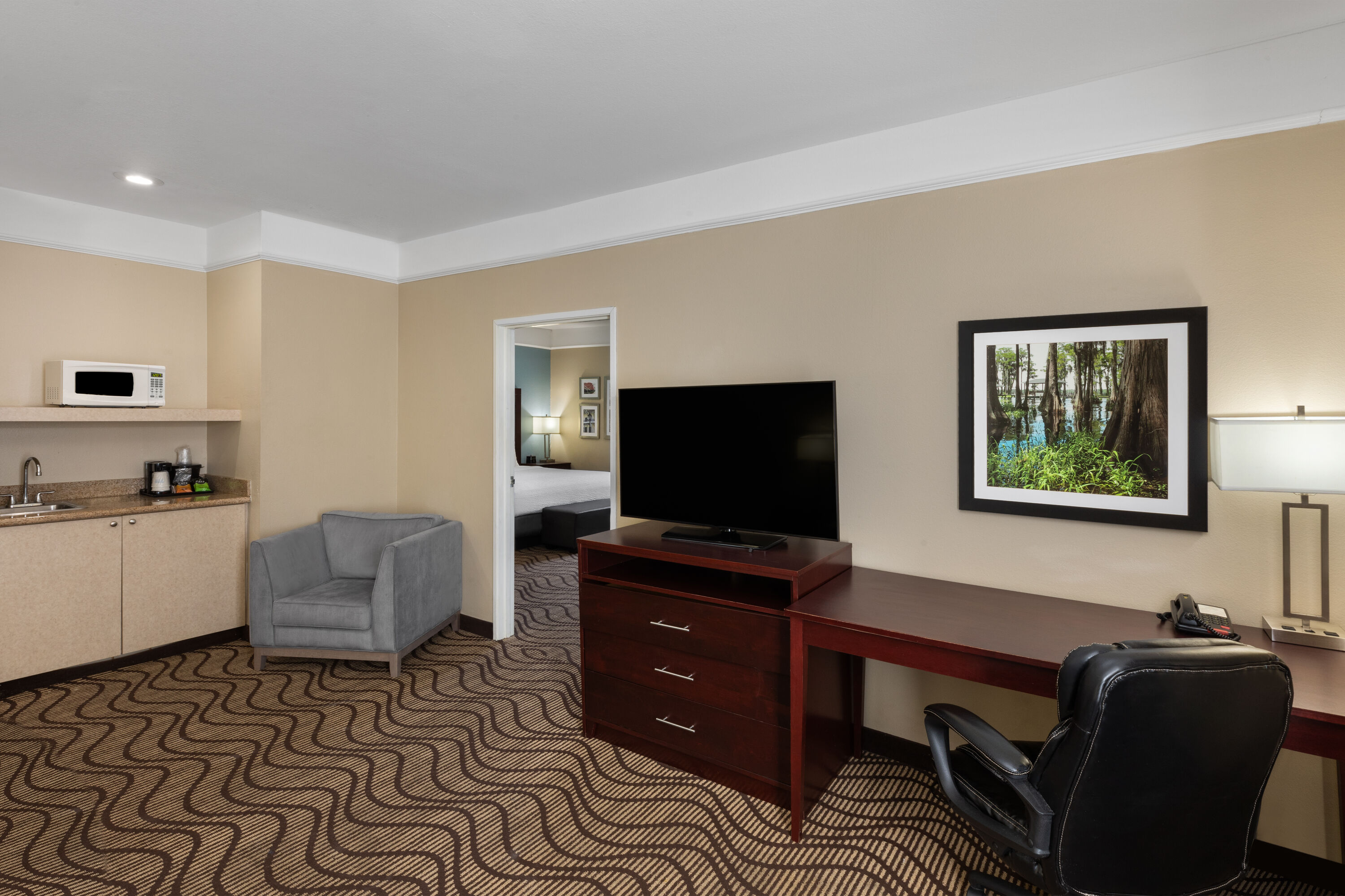 La Quinta Inn & Suites by Wyndham Houma suite in Houma, Louisiana