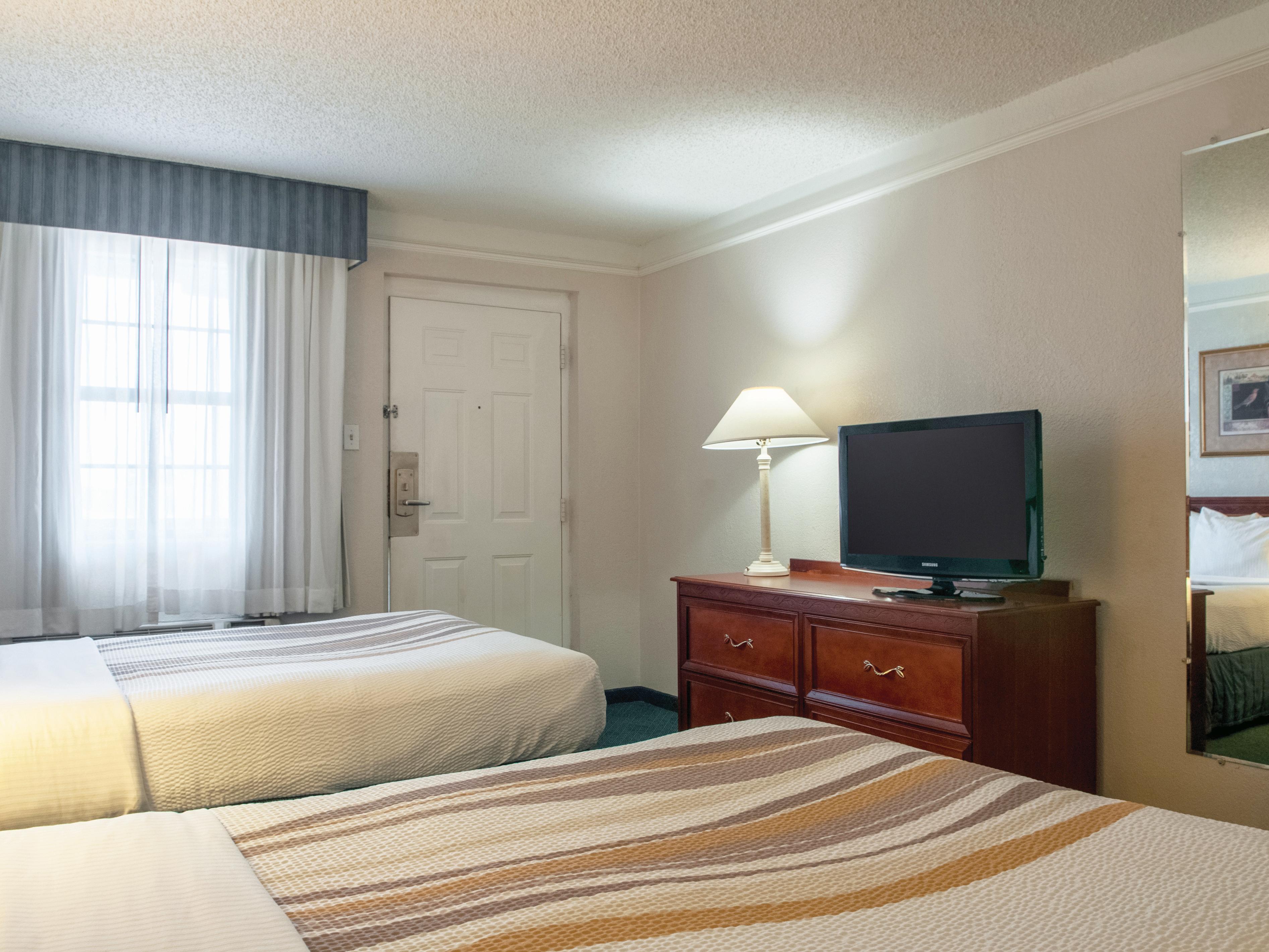 Guest room at the La Quinta Inn by Wyndham New Orleans Veterans / Metairie in Metairie, Louisiana