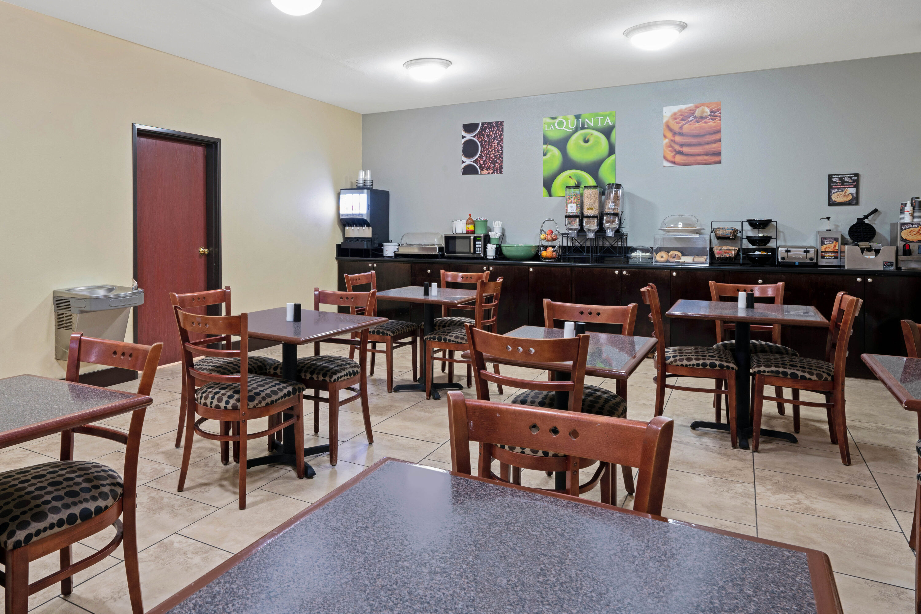 Free breakfast at La Quinta Inn & Suites by Wyndham Morgan City in Morgan City, Louisiana