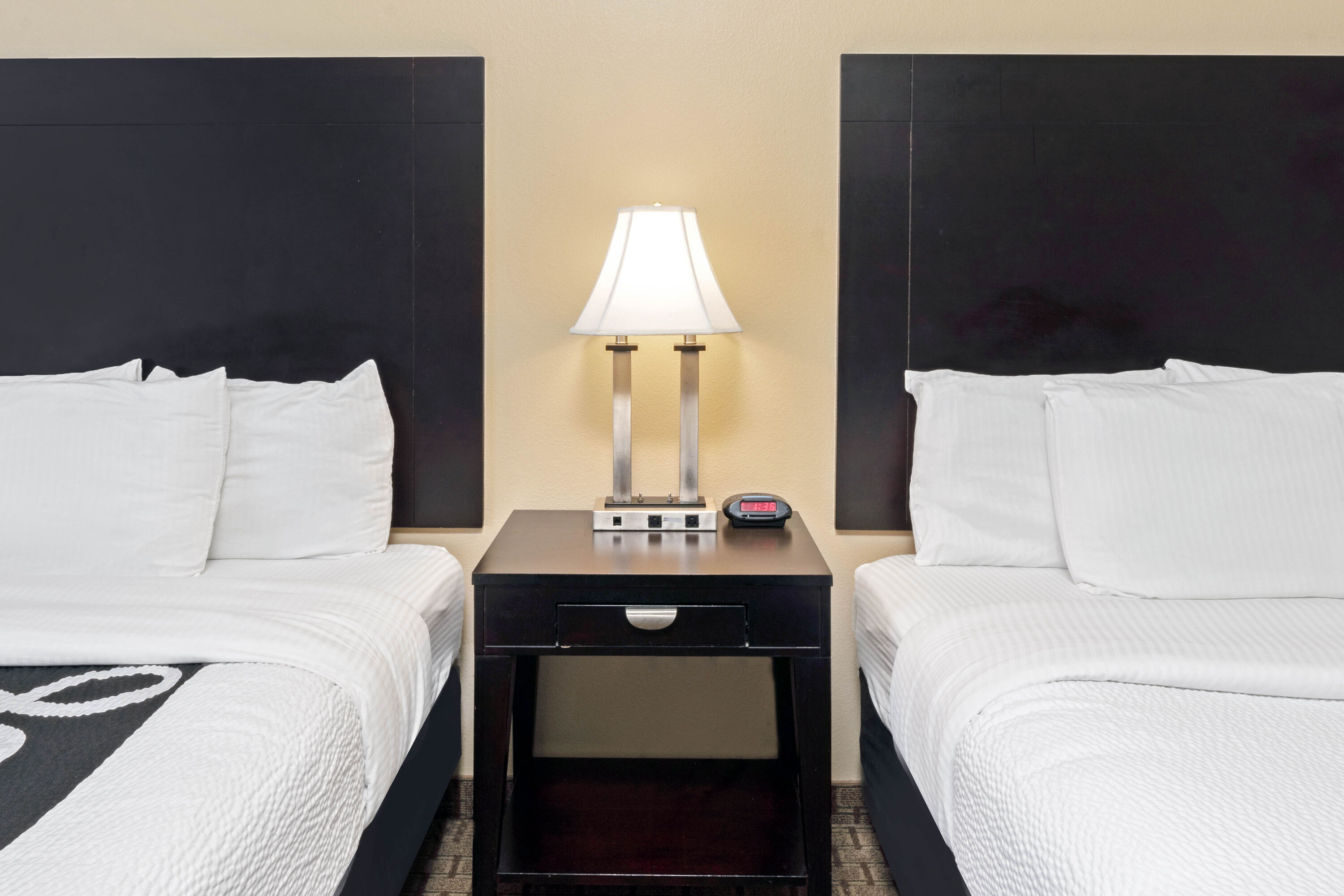 Guest room feature at the La Quinta Inn & Suites by Wyndham Morgan City in Morgan City, Louisiana