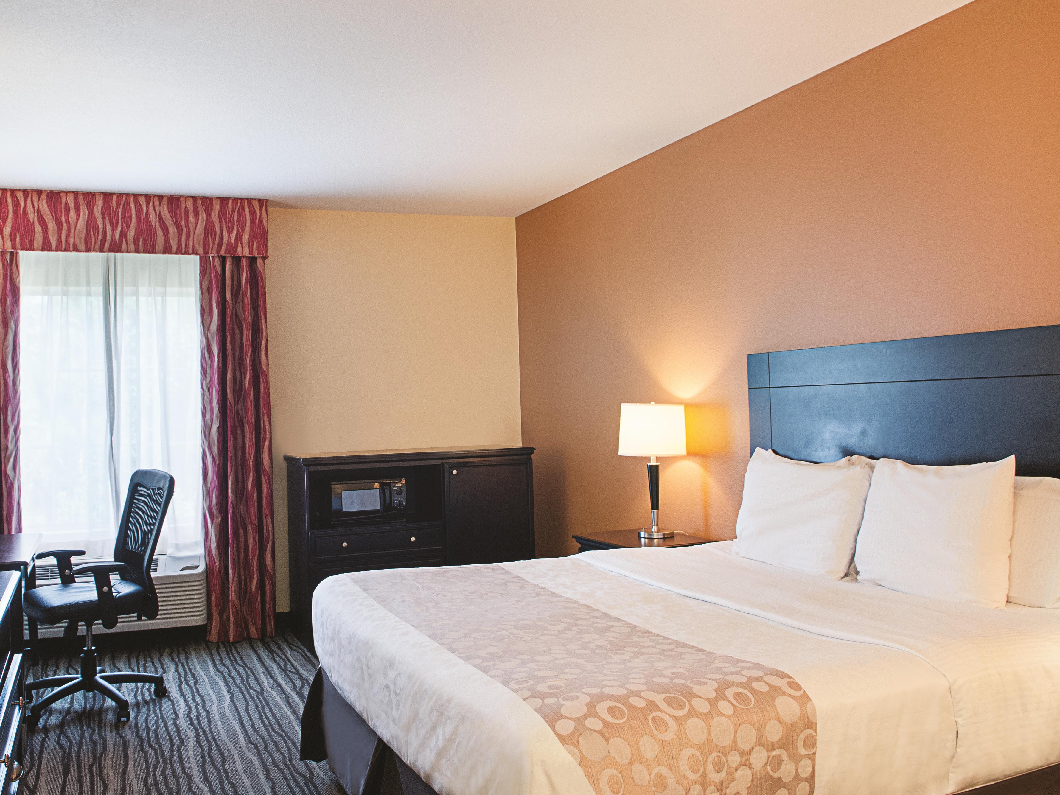 Guest room at the La Quinta Inn & Suites by Wyndham Slidell North Shore in Slidell, Louisiana