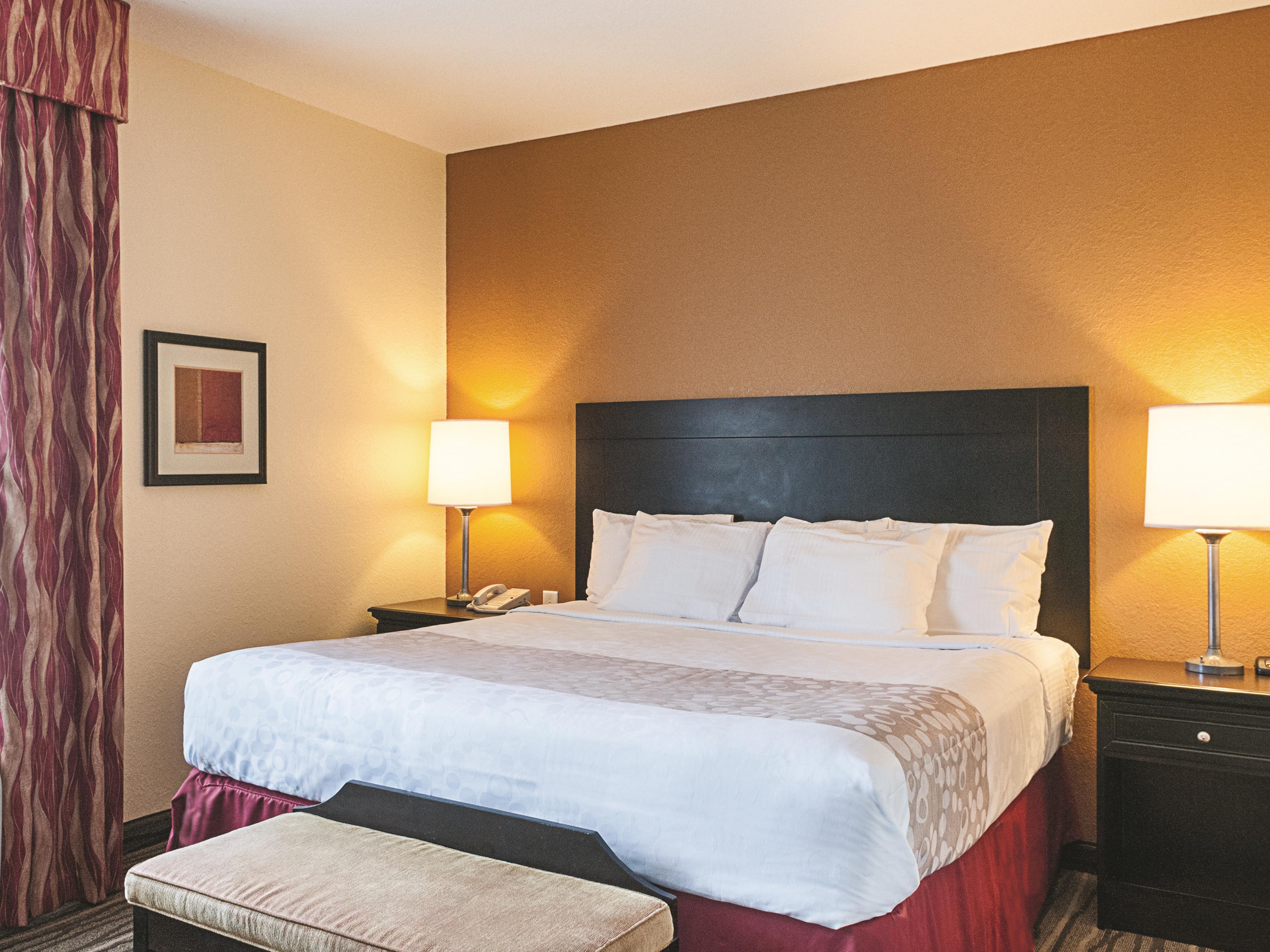 La Quinta Inn & Suites by Wyndham Slidell North Shore suite in Slidell, Louisiana