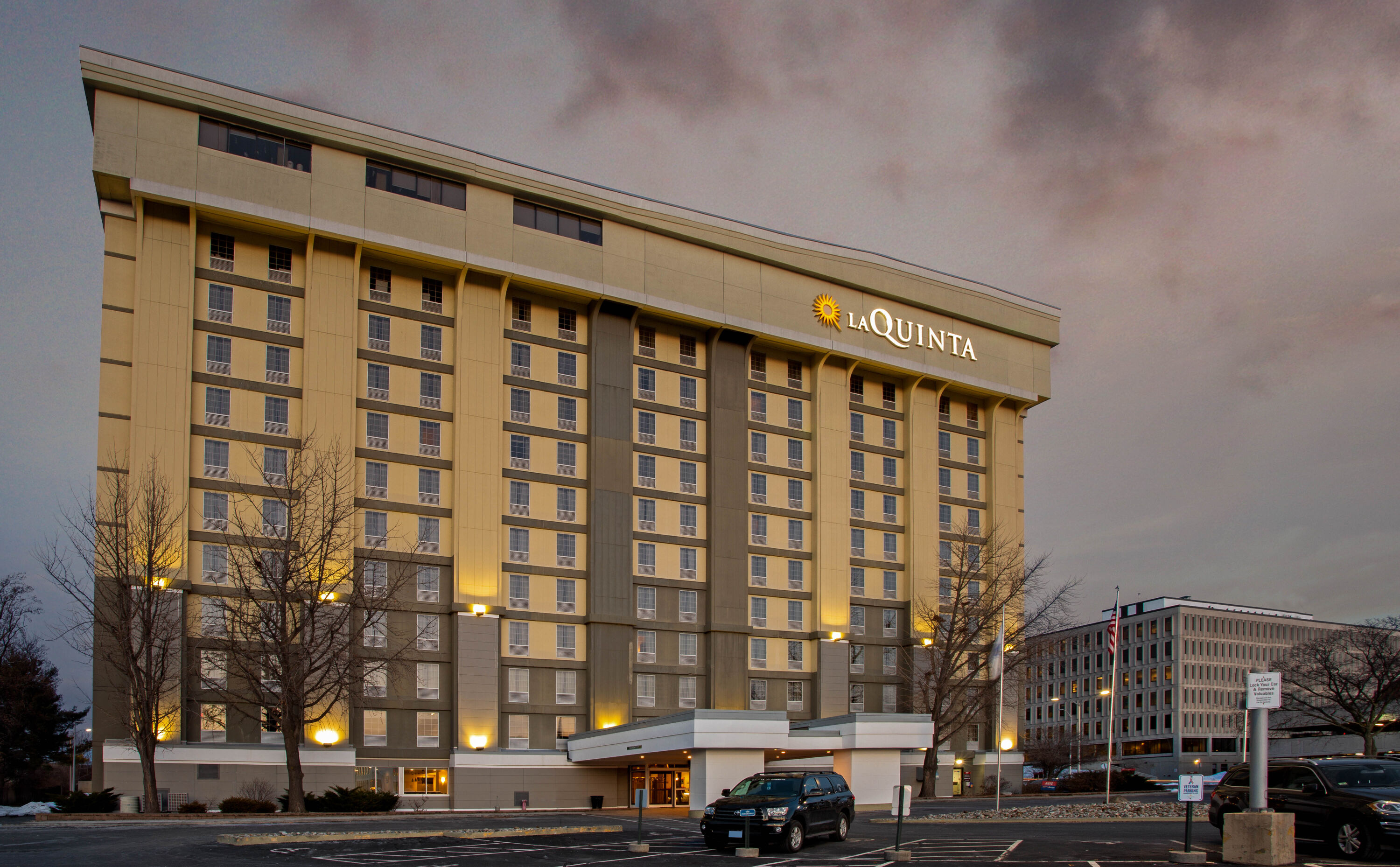Exterior Dusk Image of La Quinta Inn & Suites by Wyndham Springfield MA hotel in Springfield, Massachusetts