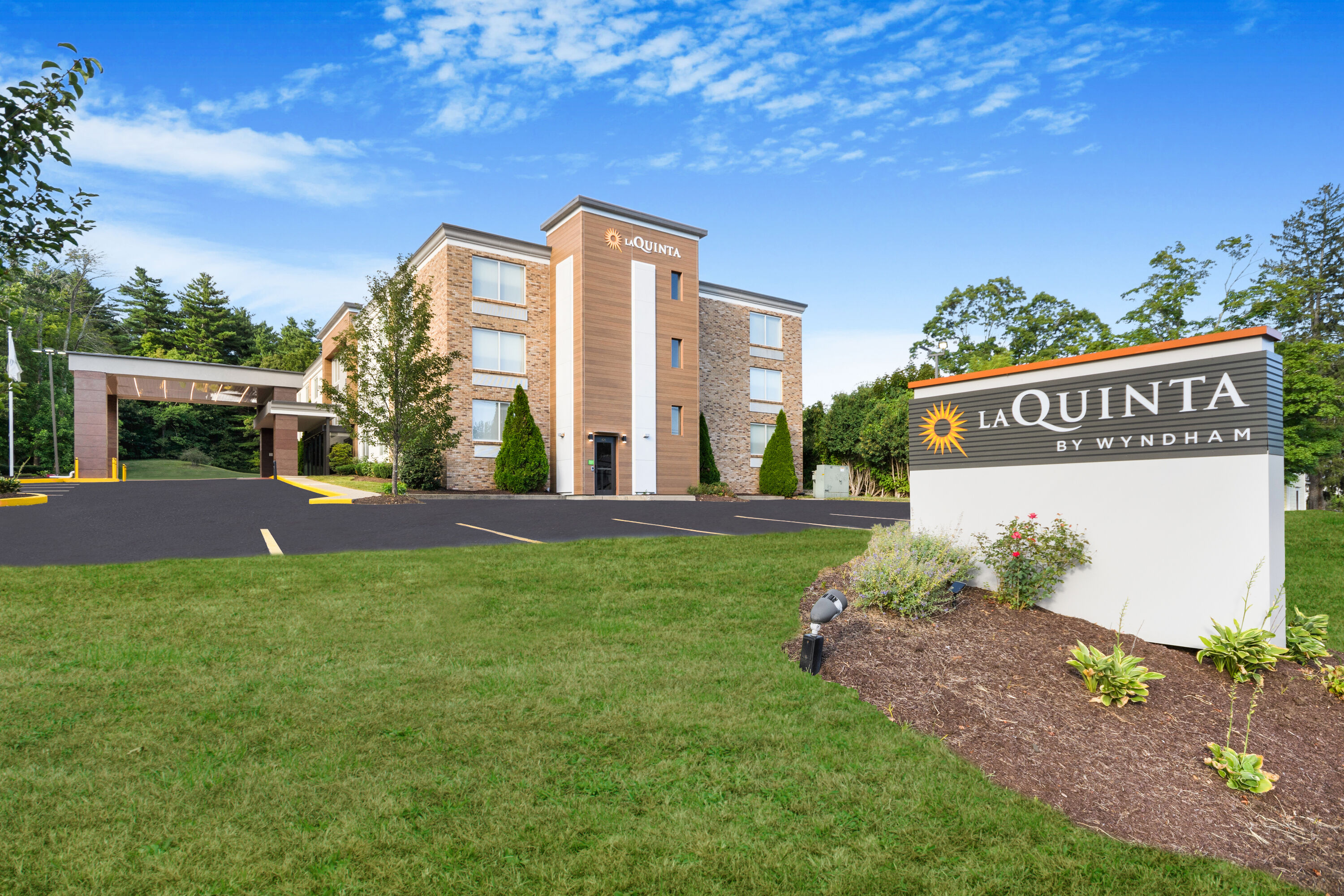 La Quinta Inn & Suites Sturbridge in Sturbridge, United States