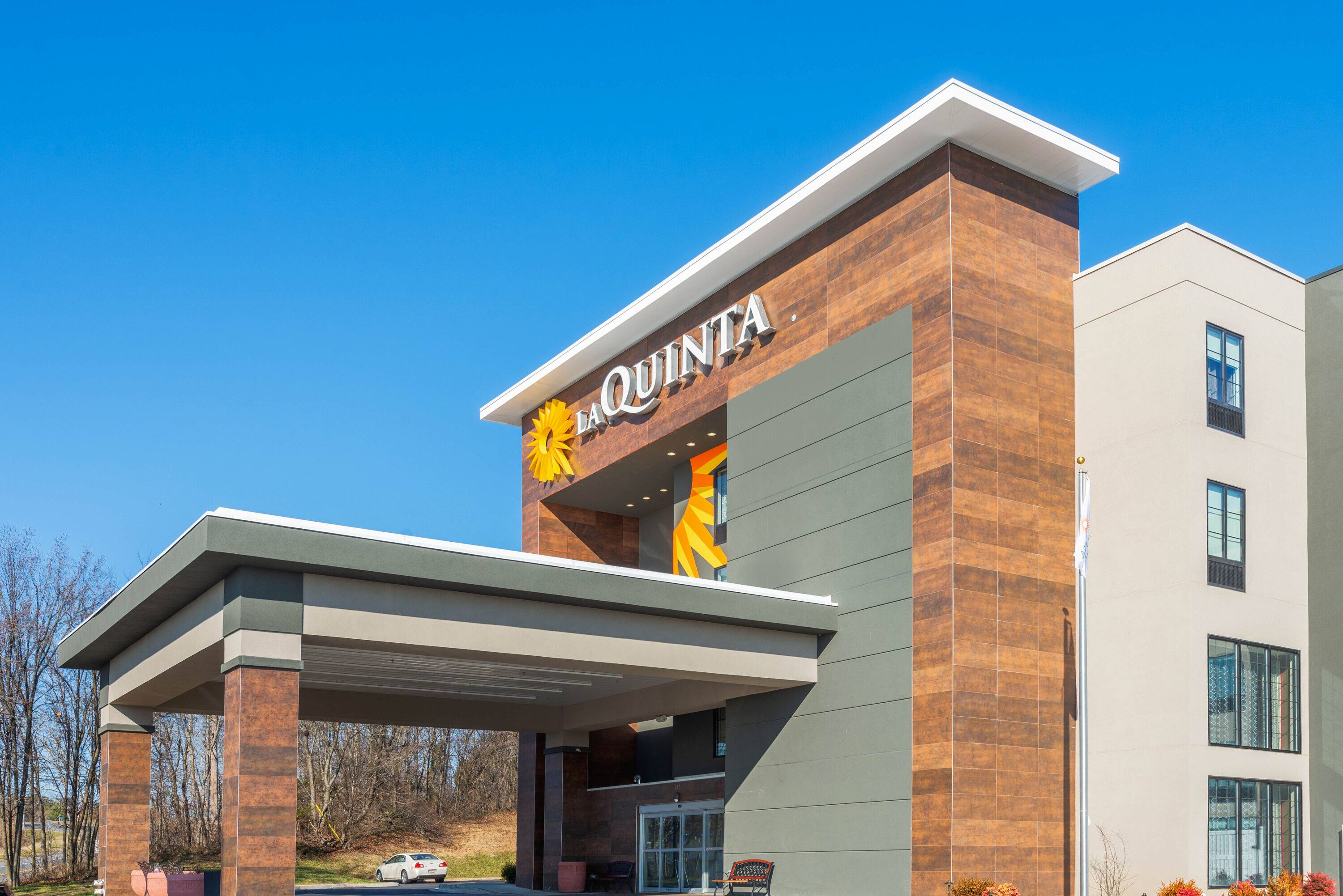 La Quinta Inn & Suites by Wyndham Aberdeen-APG | Aberdeen, MD Hotels 