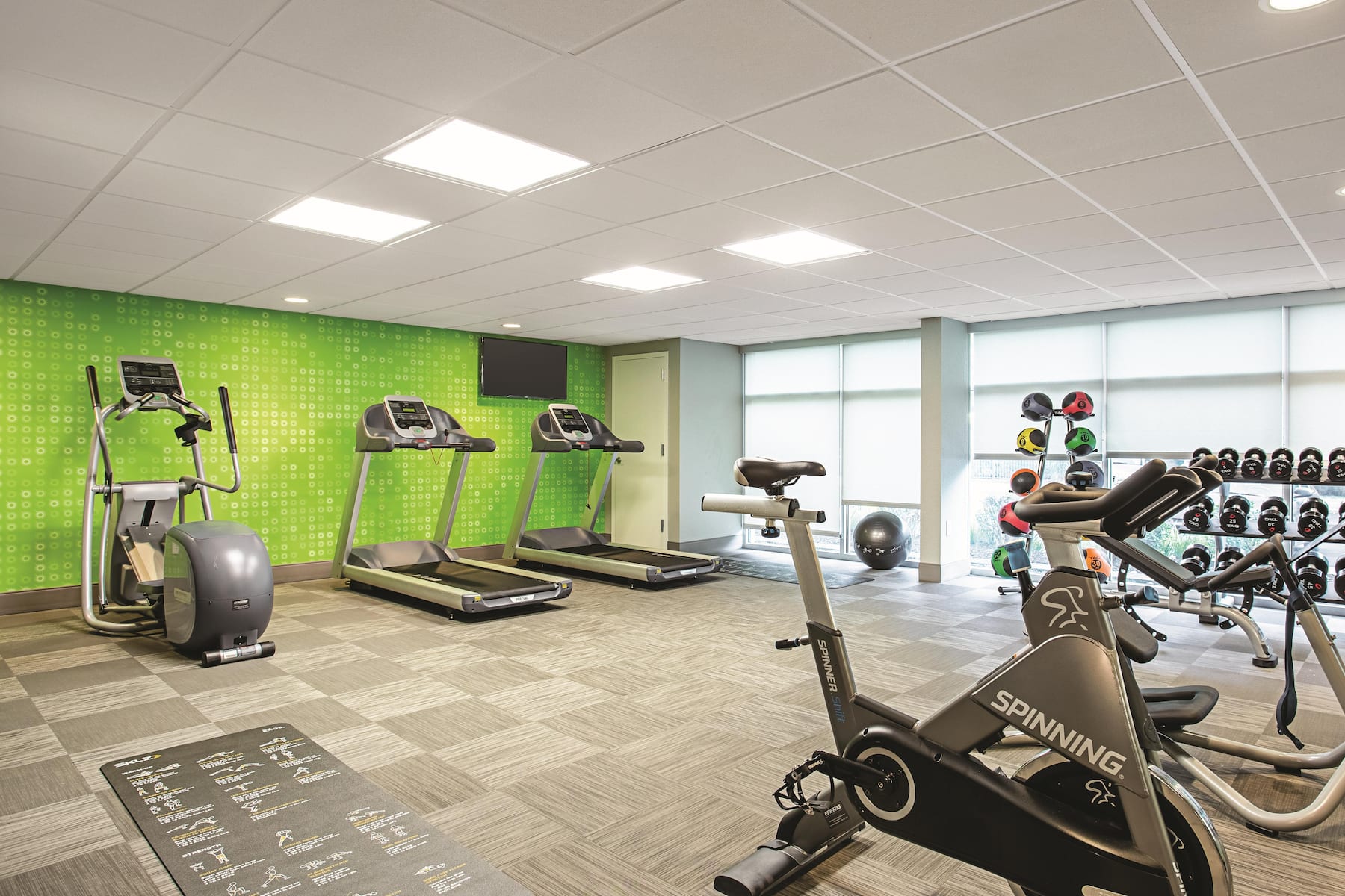 Fitness room at La Quinta Inn & Suites by Wyndham Baltimore N / White Marsh in Baltimore, Maryland