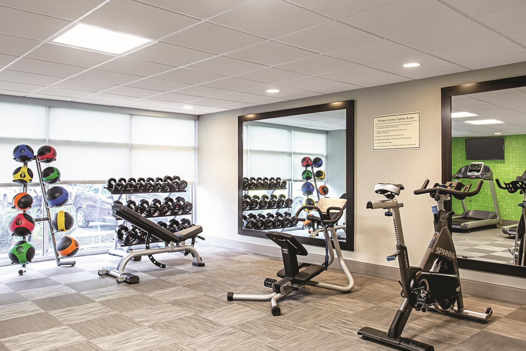 Fitness room at La Quinta Inn & Suites by Wyndham Baltimore N / White Marsh in Baltimore, Maryland