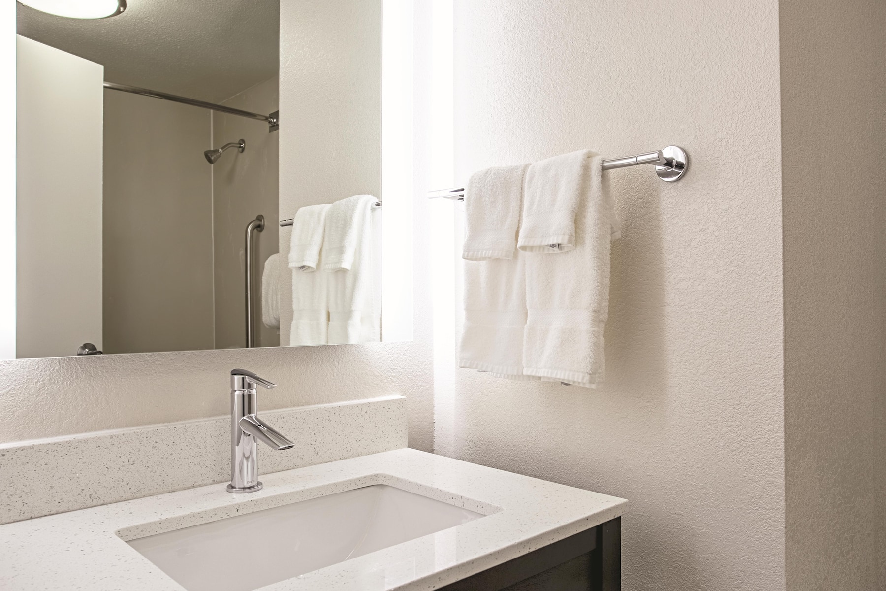 Guest room at the La Quinta Inn & Suites by Wyndham Baltimore N / White Marsh in Baltimore, Maryland