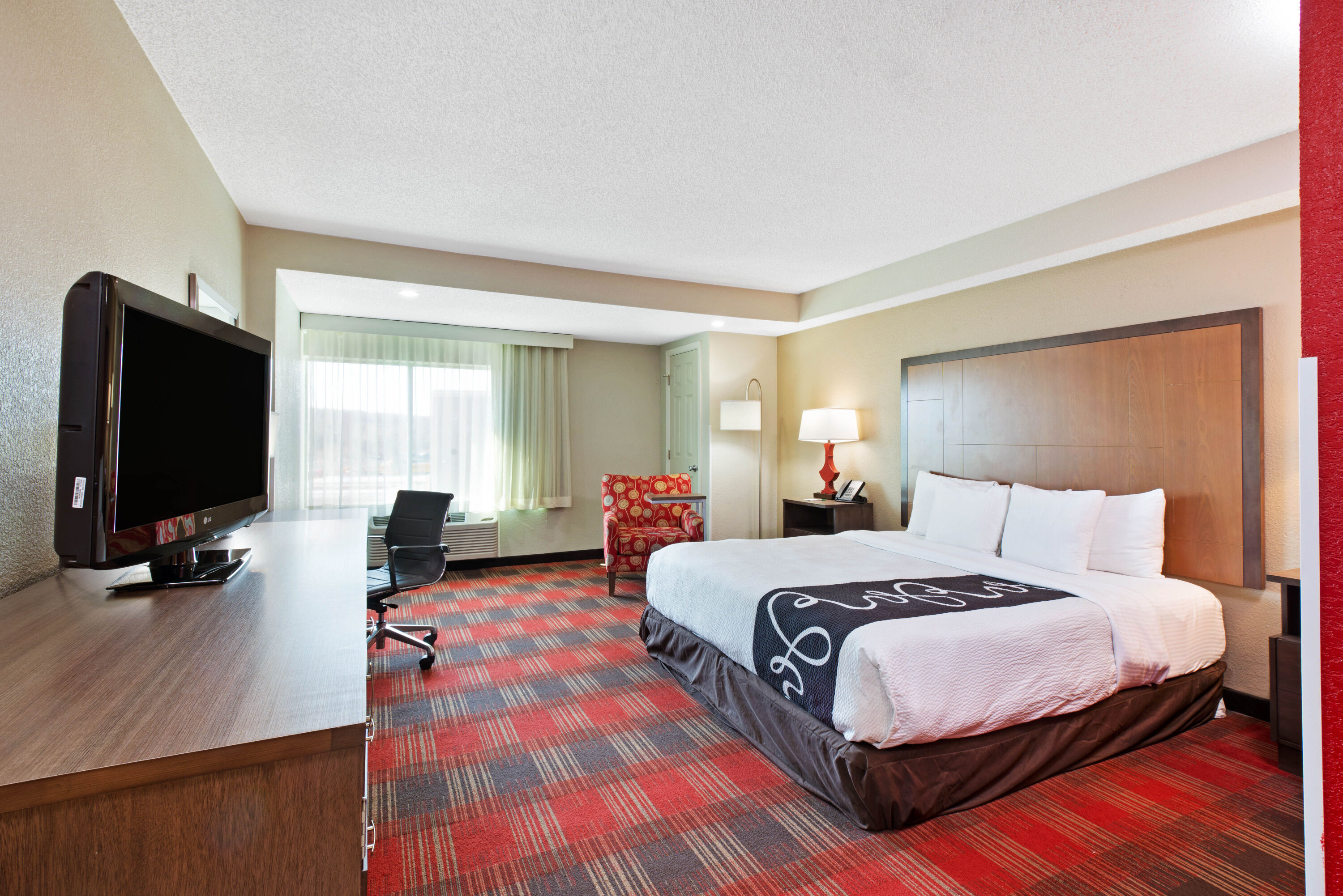 La Quinta Inn & Suites by Wyndham DC Metro Capital Beltway Capitol