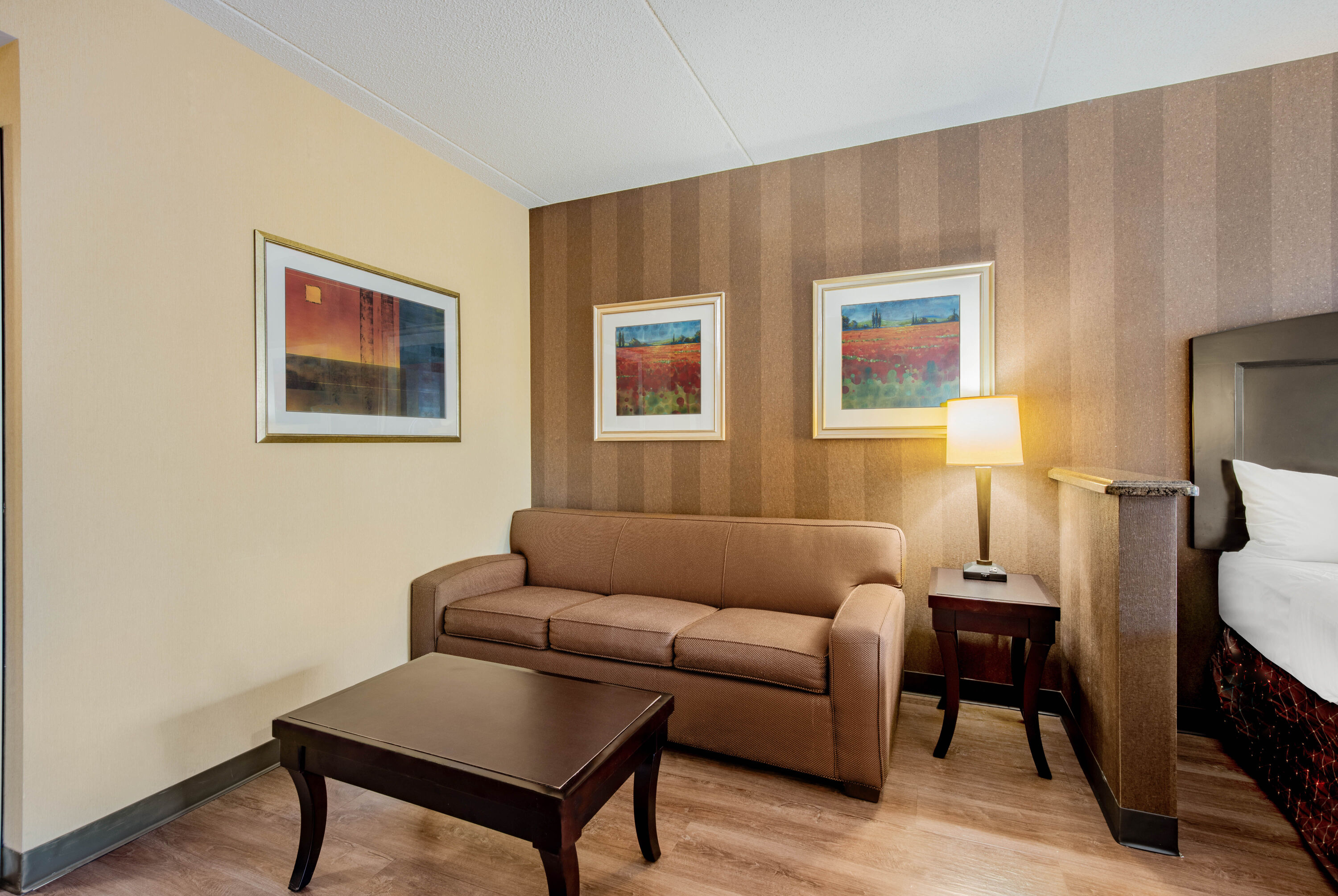 La Quinta Inn & Suites by Wyndham Bel Air/I-95 Exit 77A | Edgewood, MD