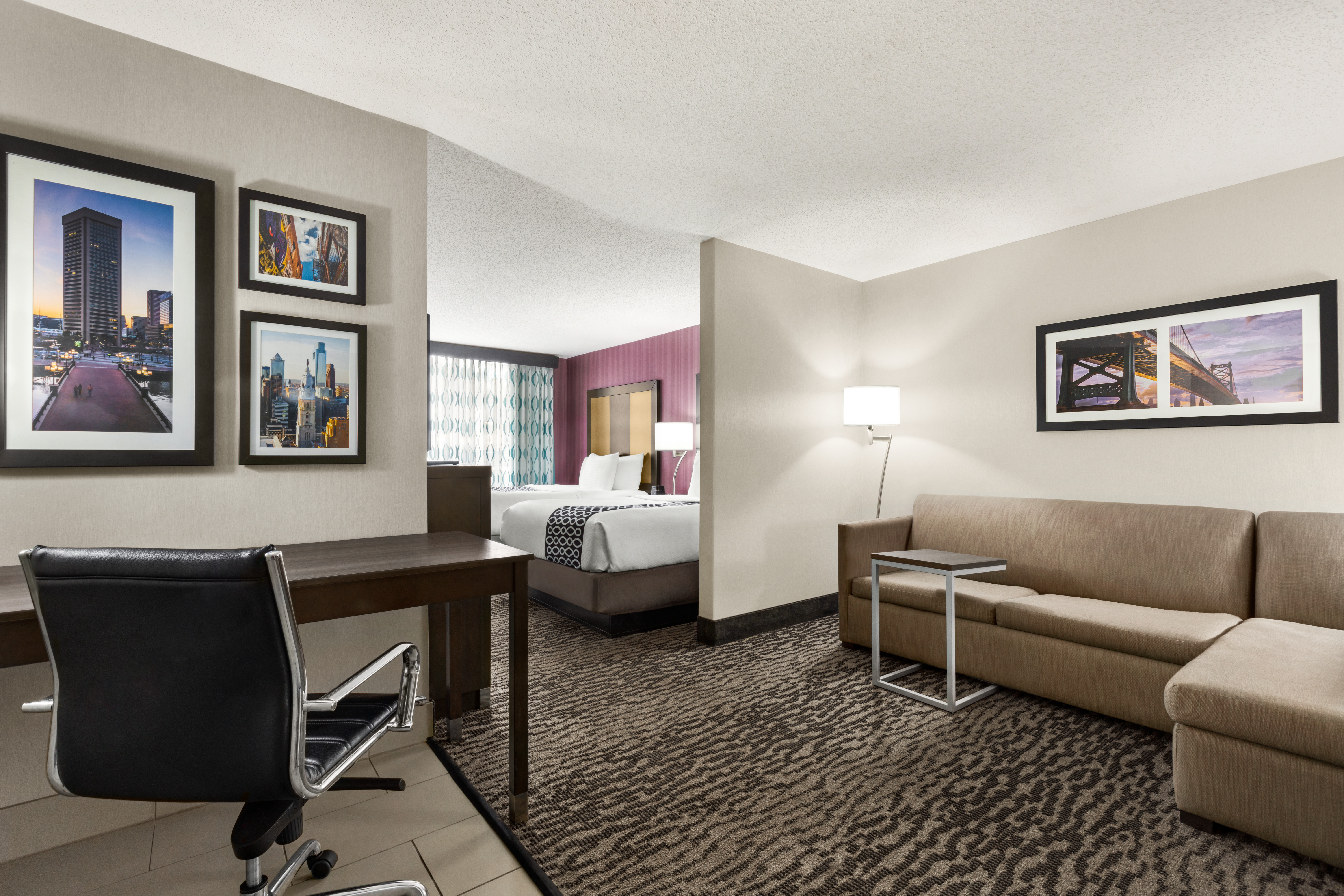 La Quinta Inn & Suites by Wyndham Newark - Elkton suite in Elkton, Maryland