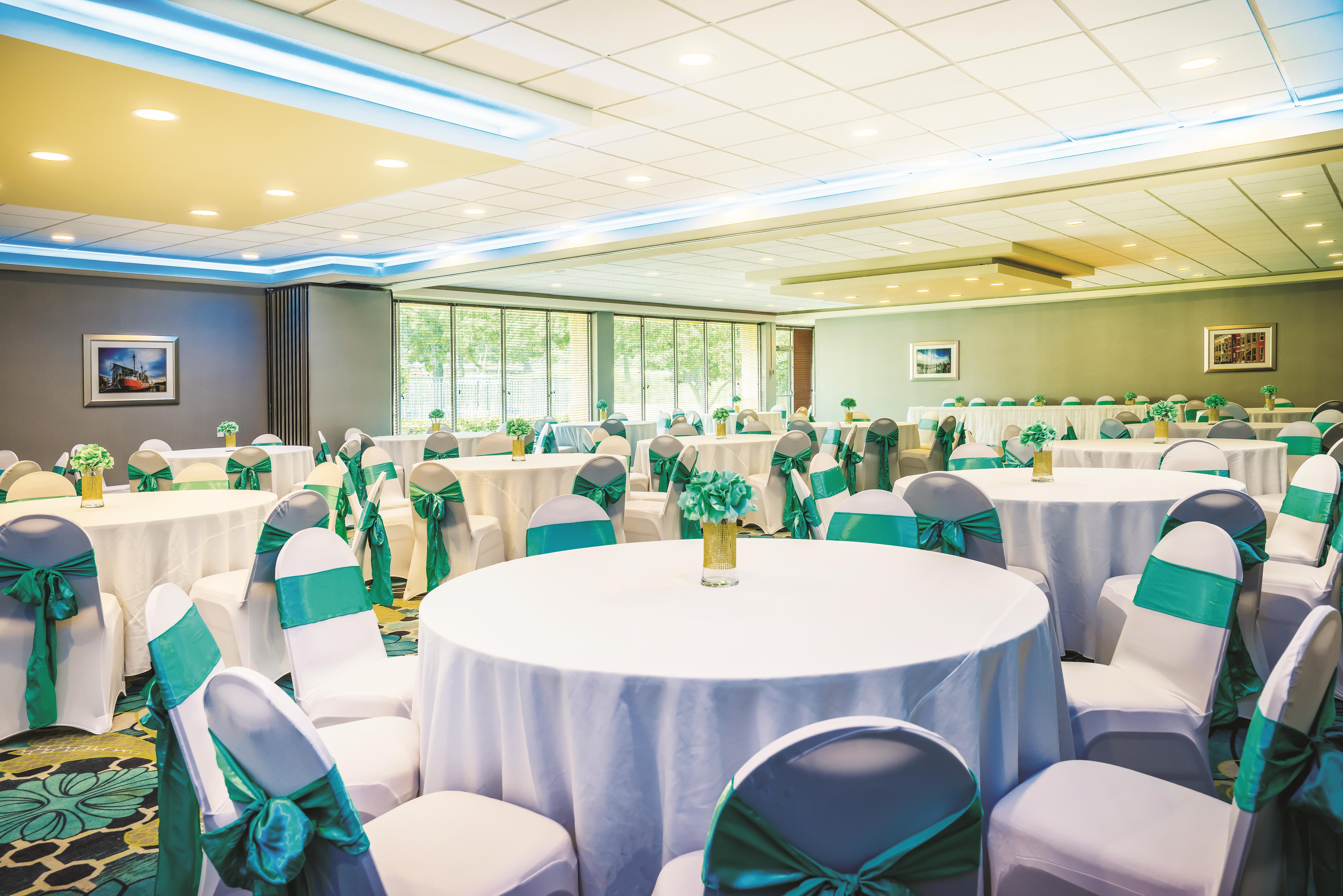 La Quinta Inn & Suites by Wyndham Baltimore S. Glen Burnie Glen