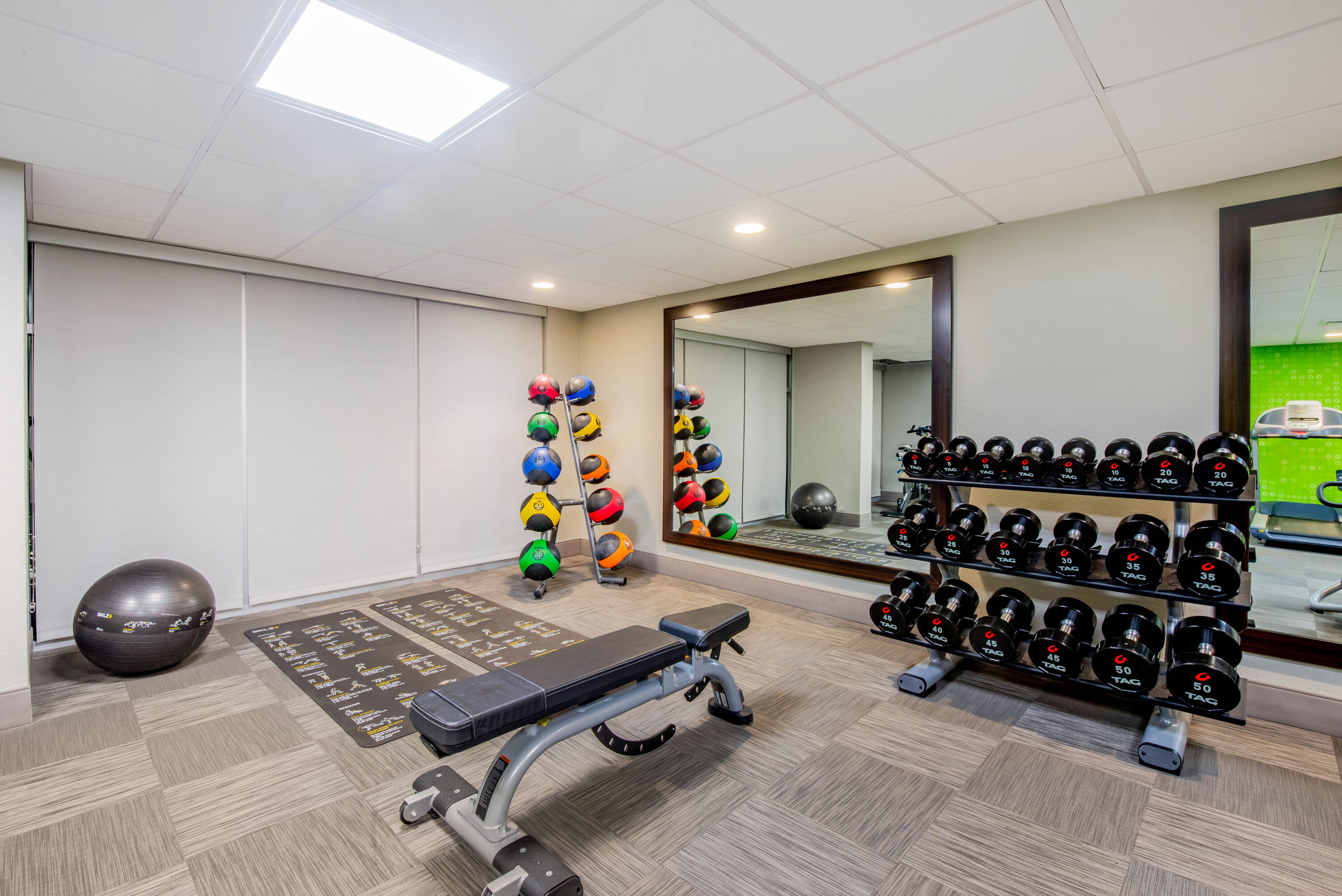 Fitness room at La Quinta Inn & Suites by Wyndham Baltimore BWI Airport in Linthicum, Maryland