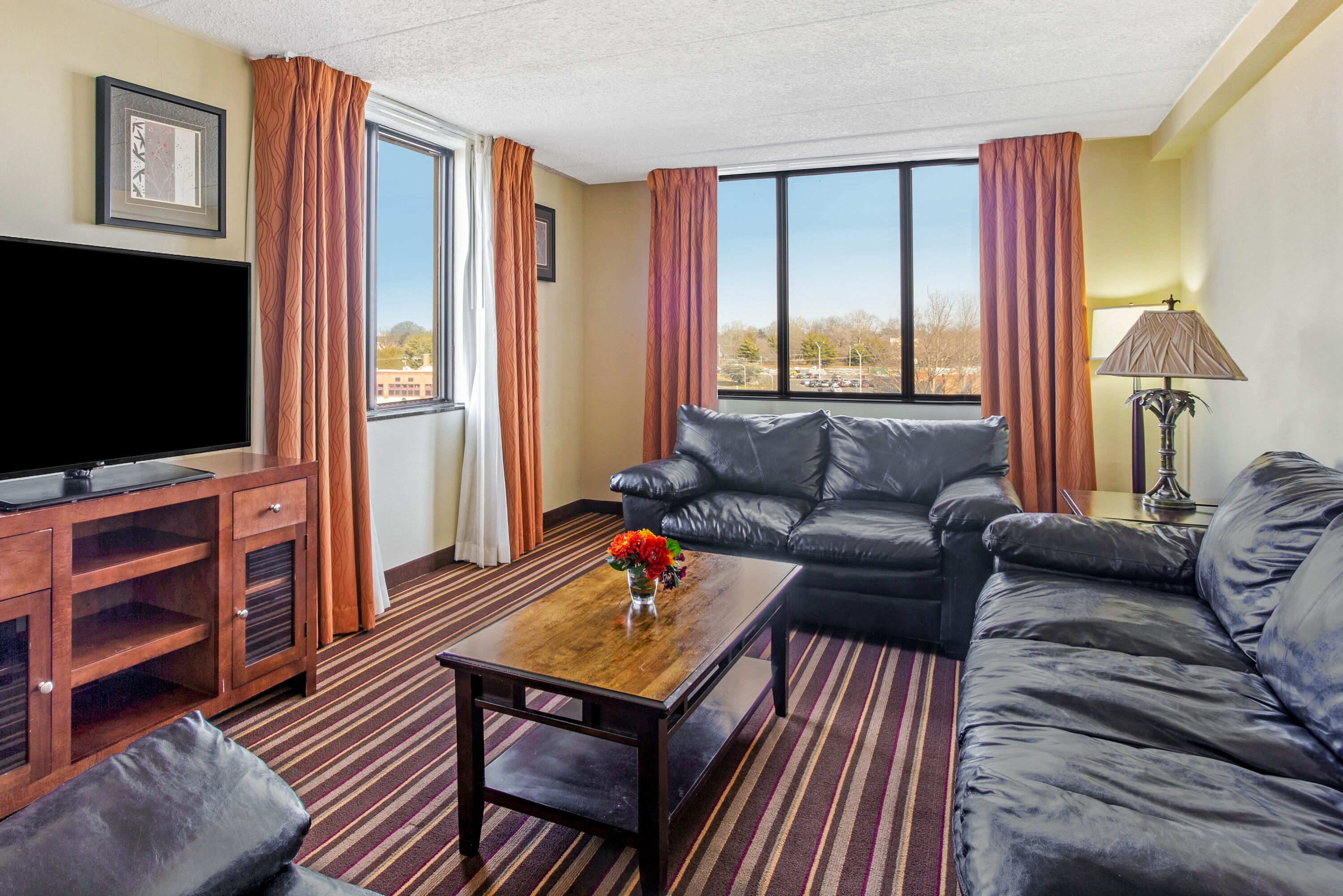 La Quinta Inn & Suites by Wyndham Salisbury suite in Salisbury, Maryland