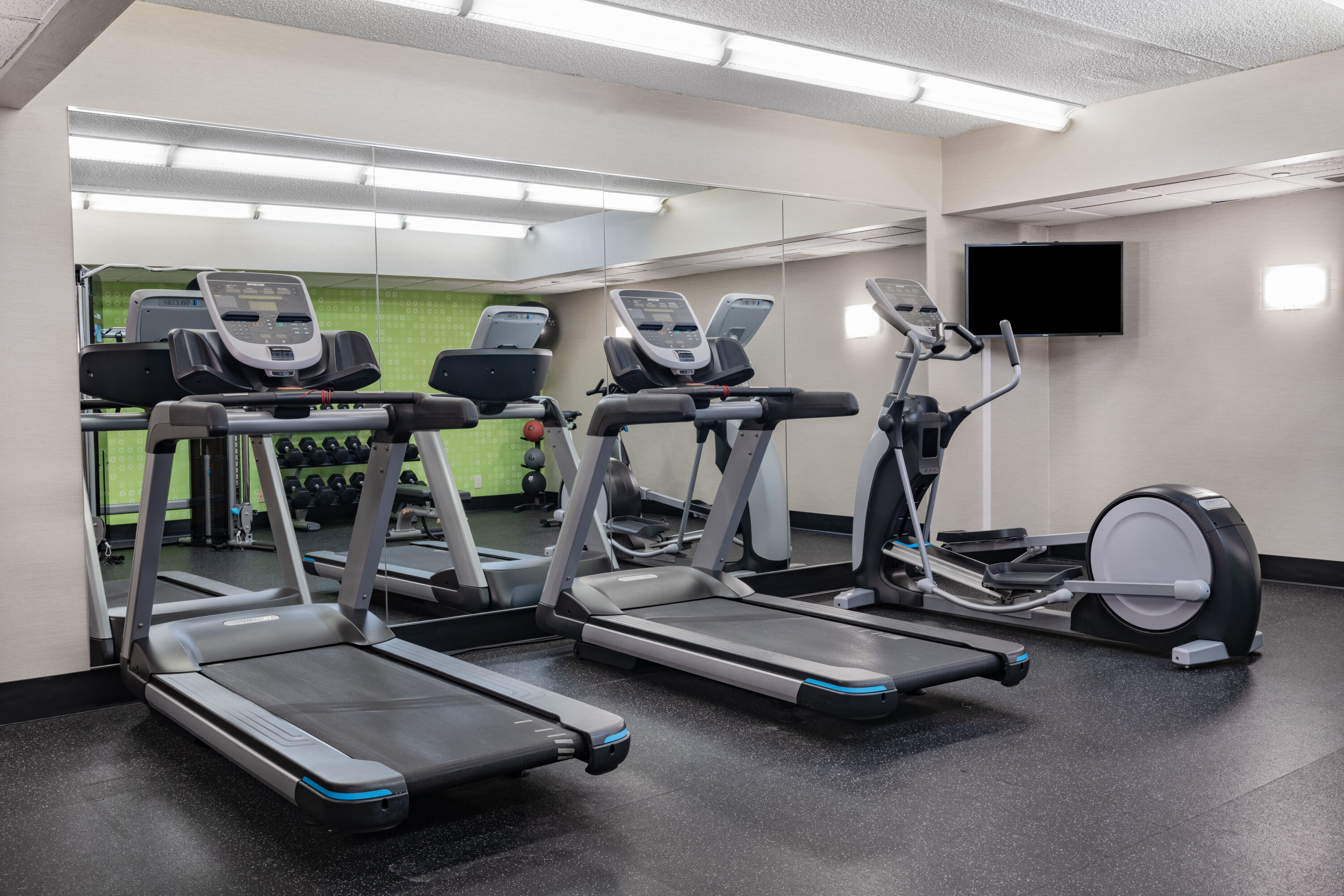 Fitness room at La Quinta Inn & Suites by Wyndham Minneapolis-Minnetonka in Minnetonka, Minnesota