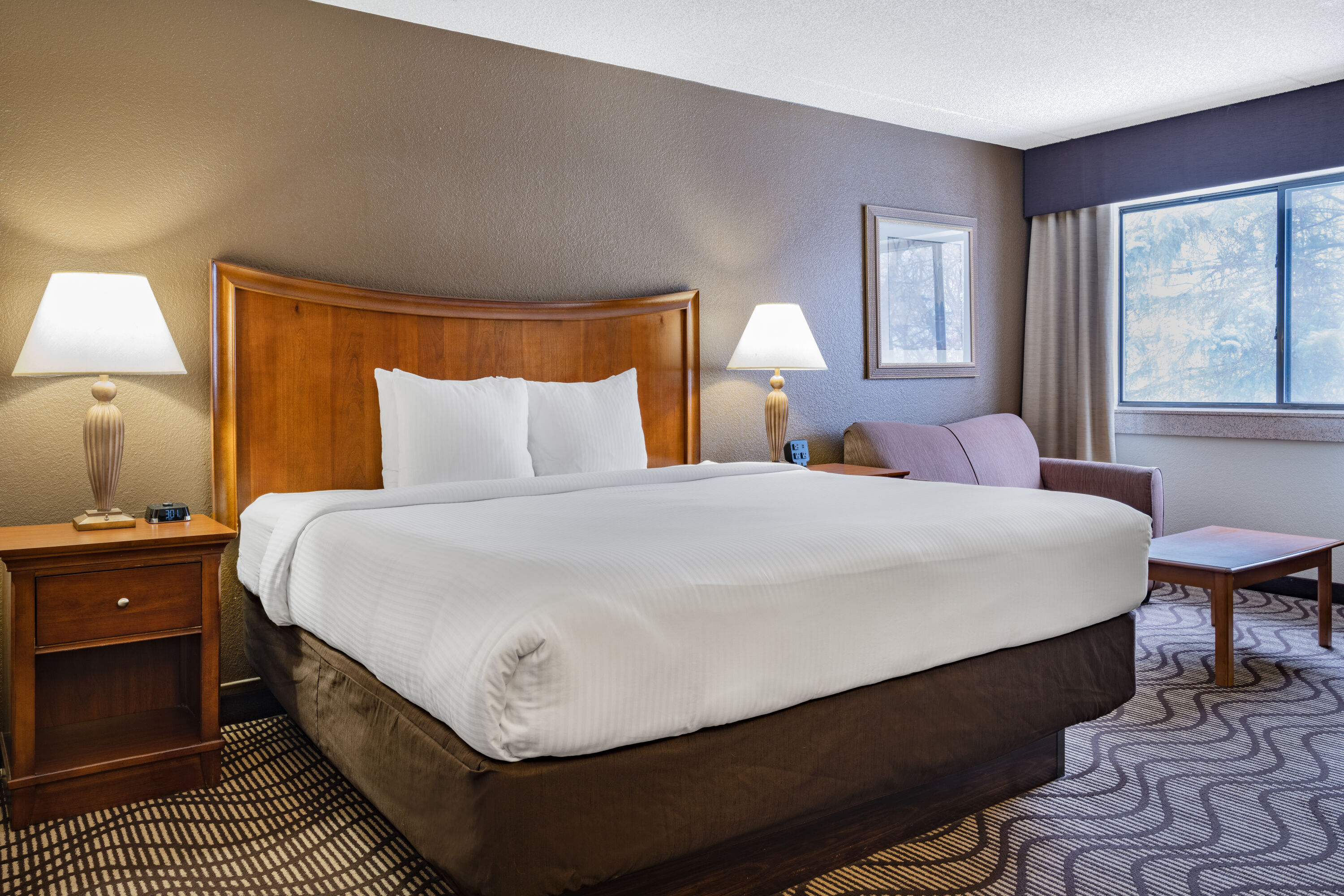Guest room at the La Quinta Inn & Suites by Wyndham Minneapolis-Minnetonka in Minnetonka, Minnesota