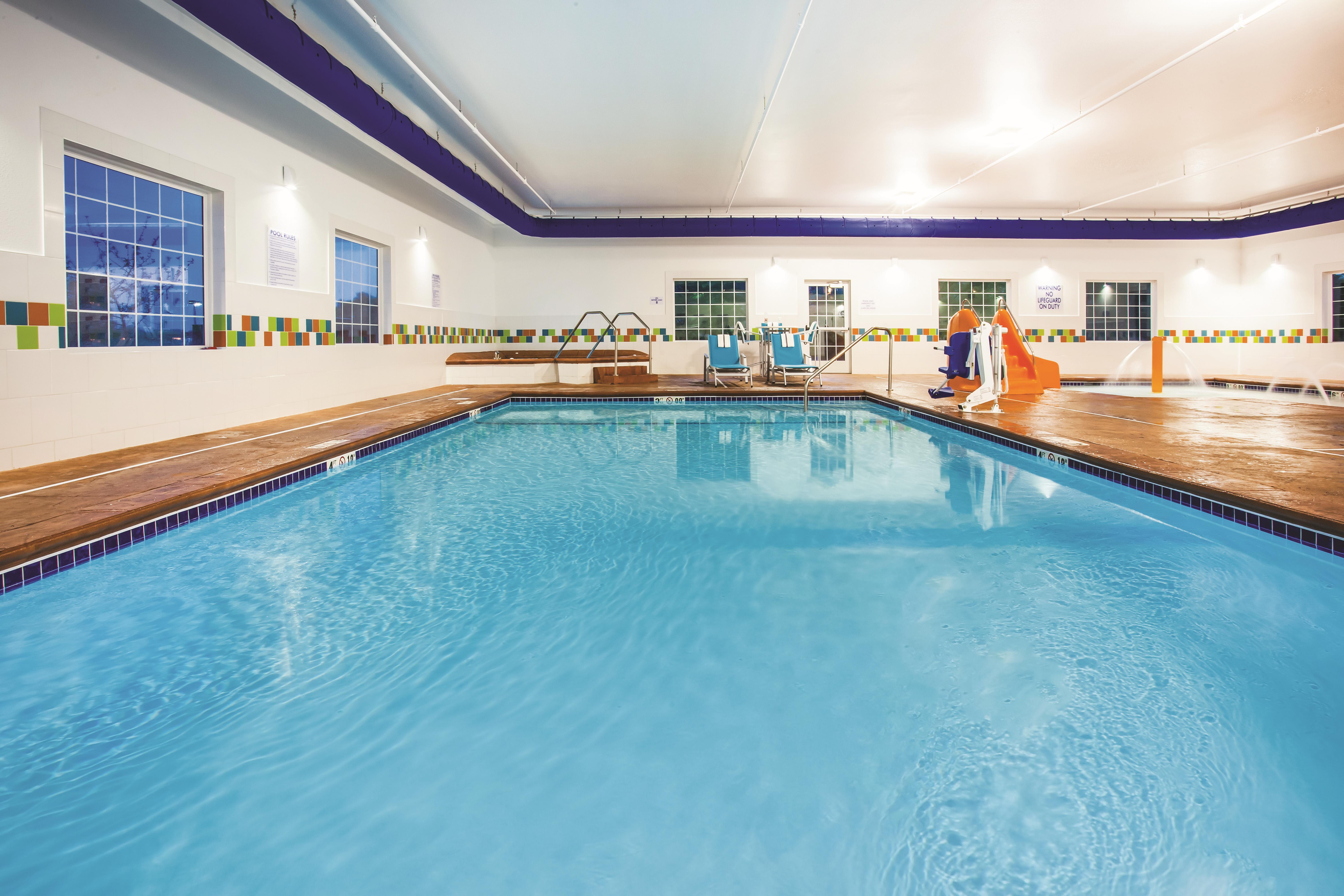 Pool at the La Quinta Inn & Suites by Wyndham St. Paul-Woodbury in Woodbury, Minnesota