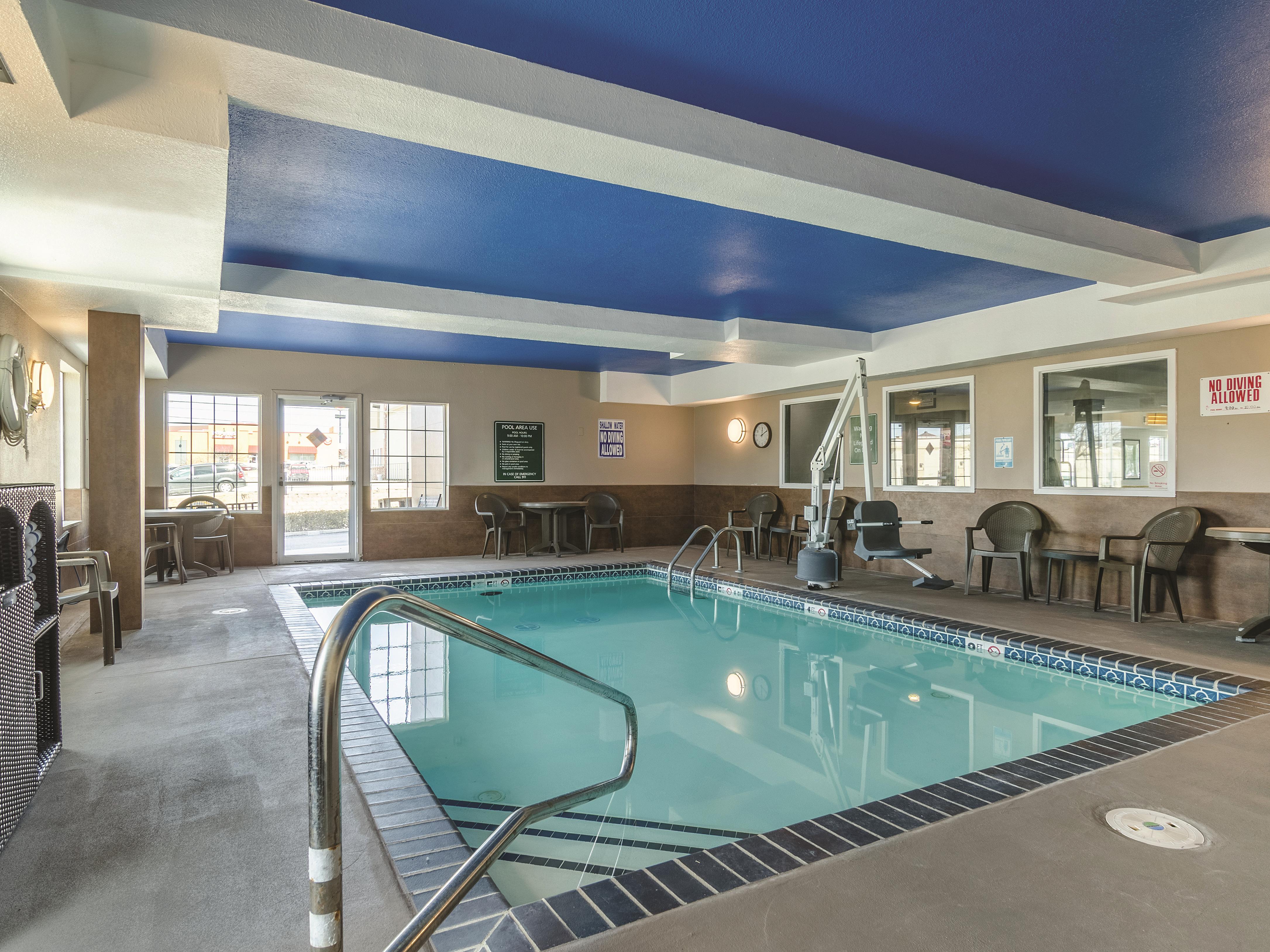Pool at the La Quinta Inn & Suites by Wyndham Kansas City Airport in Kansas City, Missouri