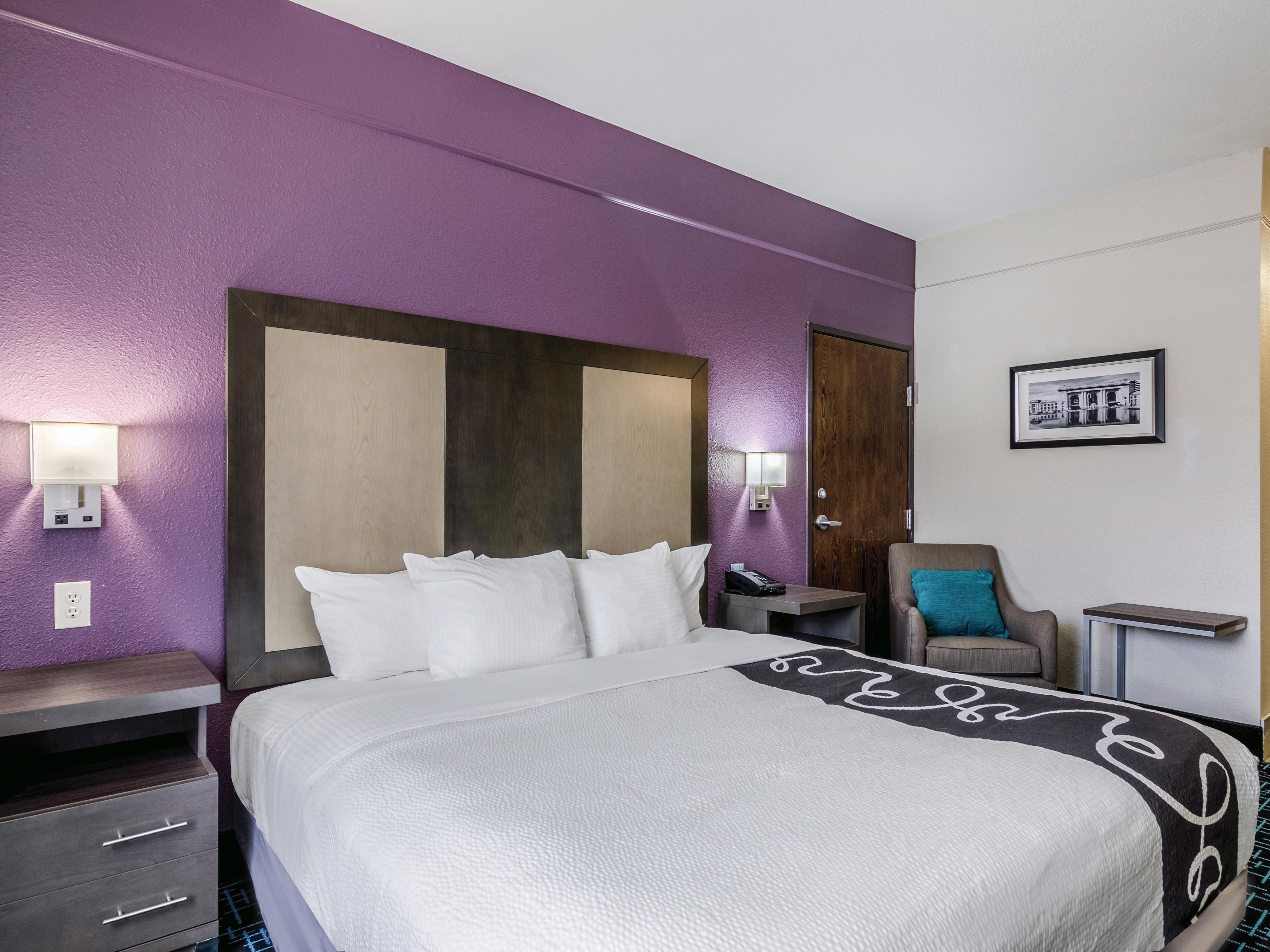 Guest room at the La Quinta Inn & Suites by Wyndham Kansas City Airport in Kansas City, Missouri