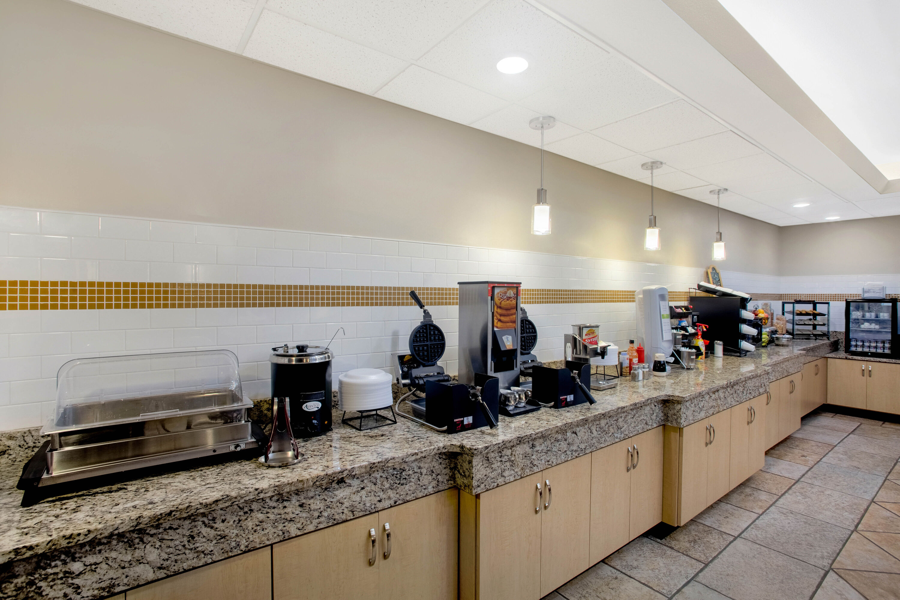La Quinta Inn & Suites by Wyndham Springfield South Springfield, MO Hotels