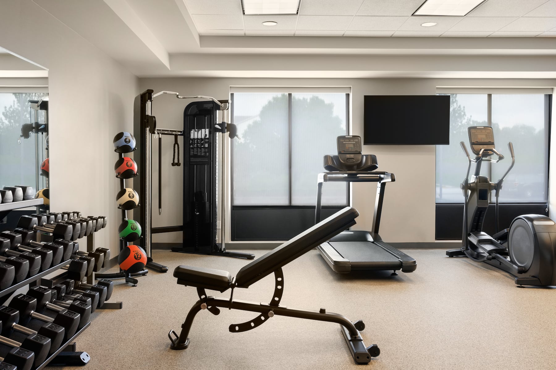 Fitness room at La Quinta Inn & Suites by Wyndham Springfield Airport Plaza in Springfield, Missouri
