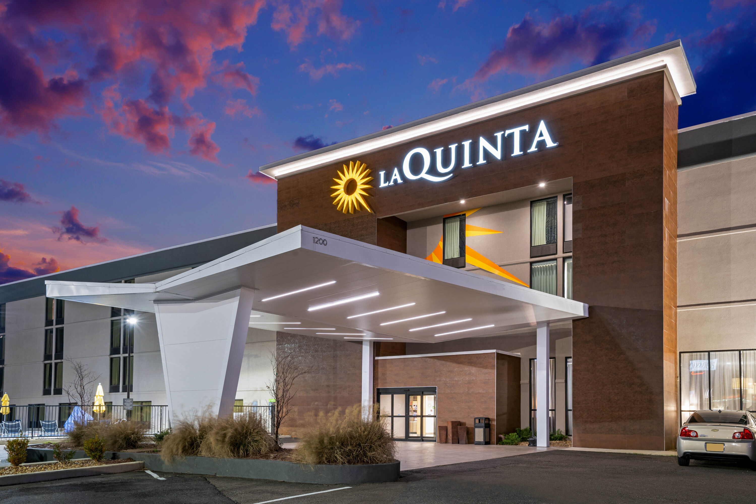 La Quinta Inn Suites by Wyndham Columbus MS Columbus MS Hotels