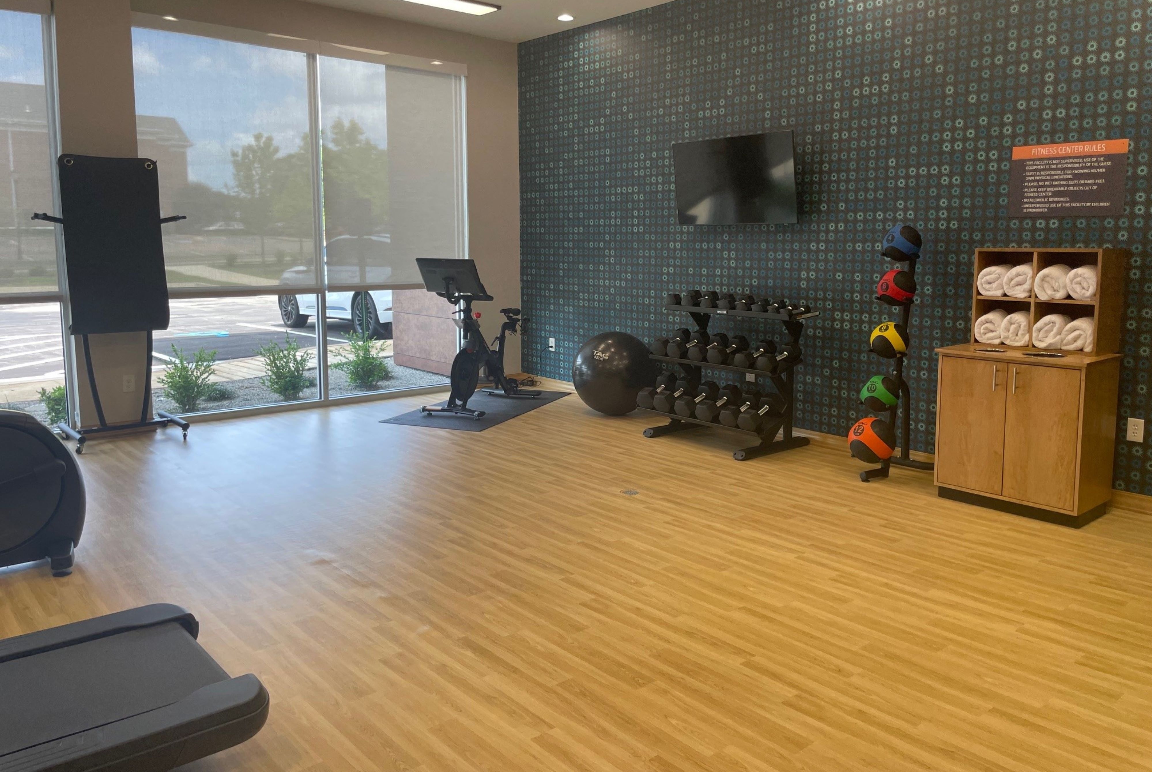 Fitness room at La Quinta Inn & Suites by Wyndham Olive Branch in Olive Branch, Mississippi