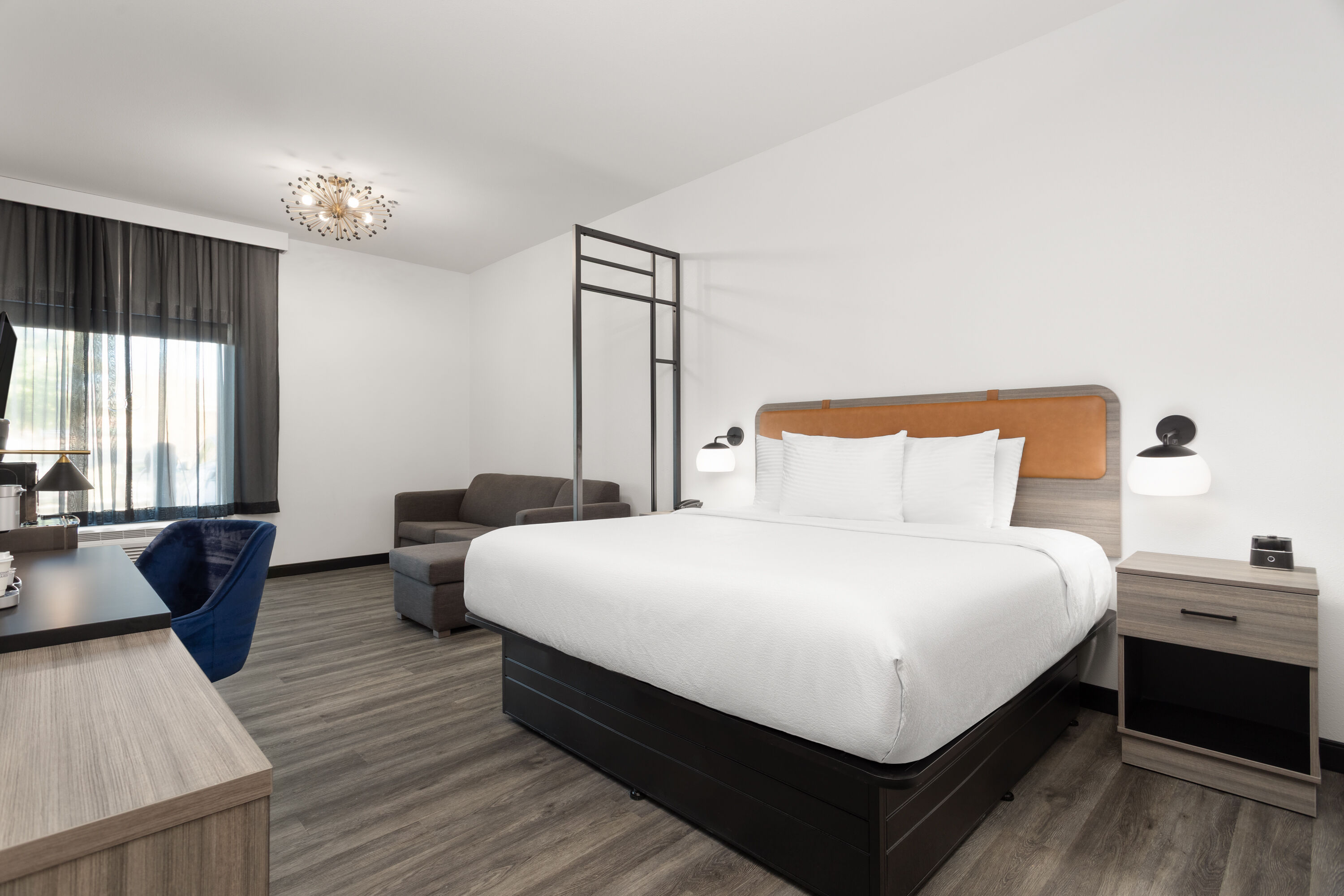 Guest room at the La Quinta Inn & Suites by Wyndham Olive Branch in Olive Branch, Mississippi