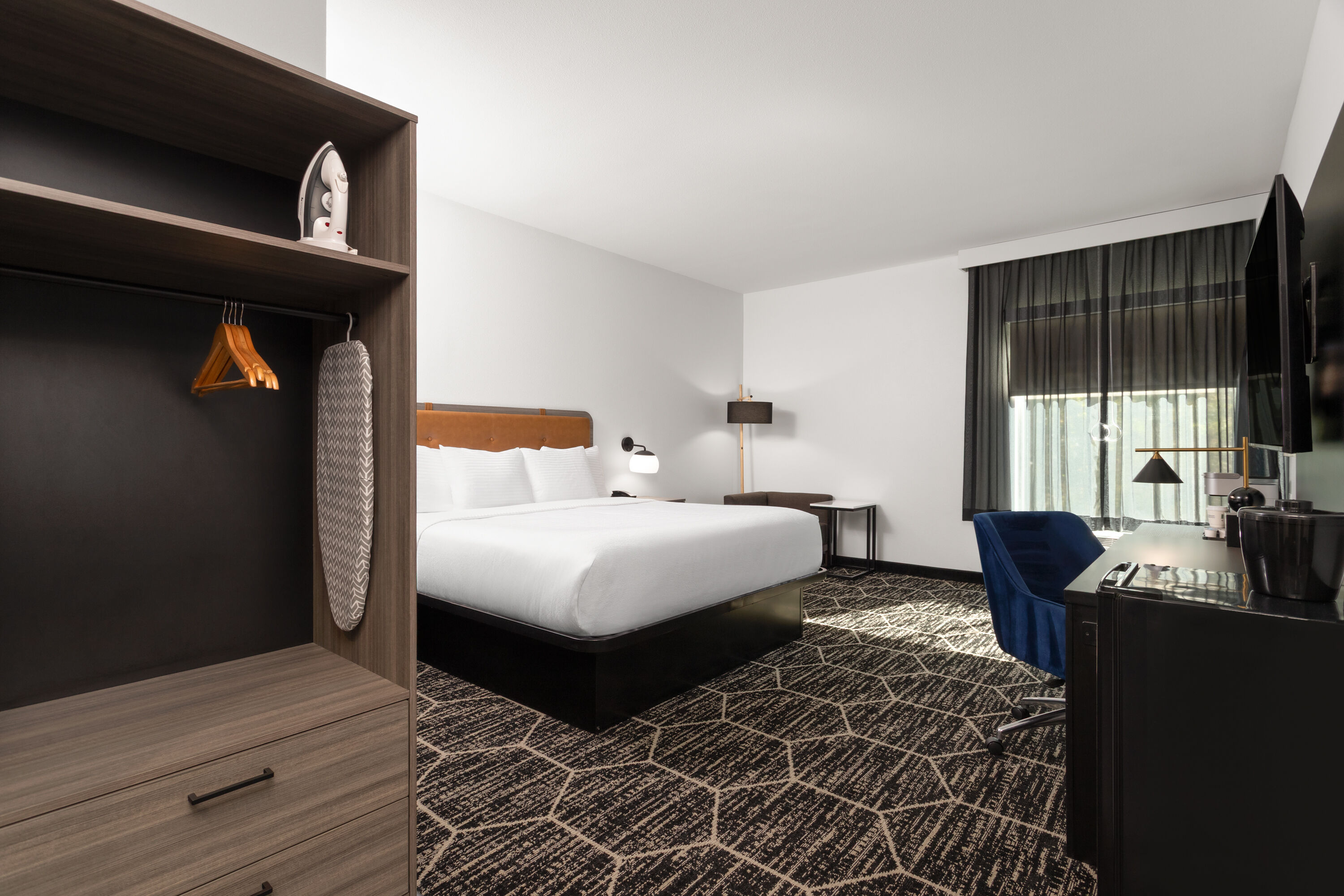 Guest room at the La Quinta Inn & Suites by Wyndham Olive Branch in Olive Branch, Mississippi